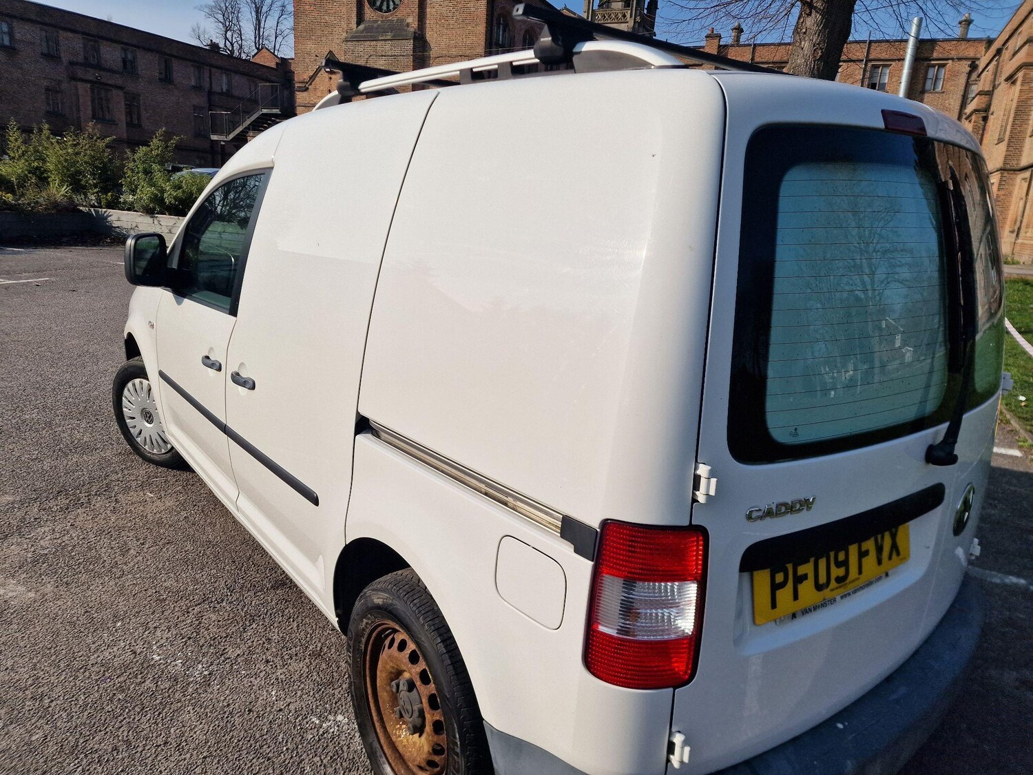 Used Volkswagen Caddy 2009 for sale - 77993688: Photo 9