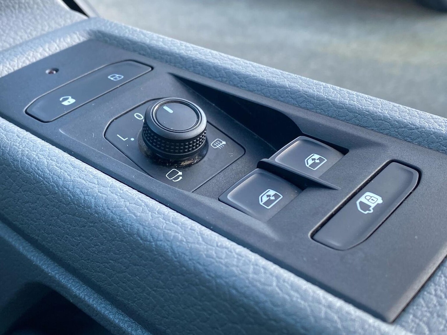 Used Volkswagen Transporter 2022 for sale - 77998739: Photo 30