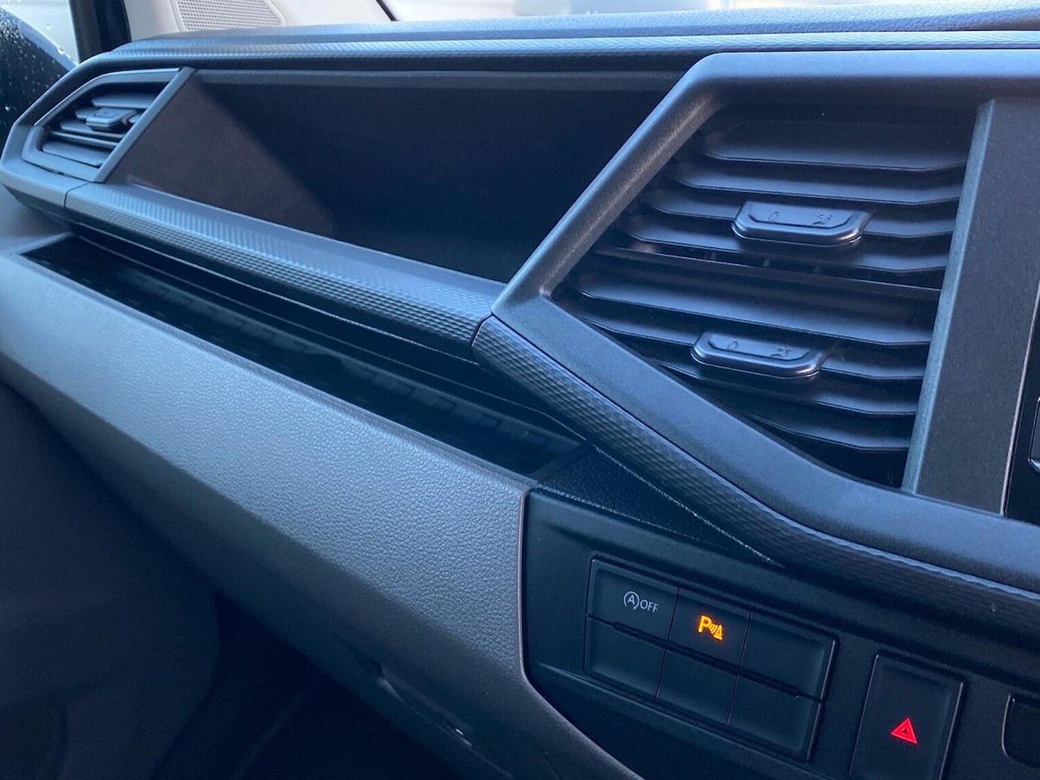 Used Volkswagen Transporter 2022 for sale - 77998739: Photo 32