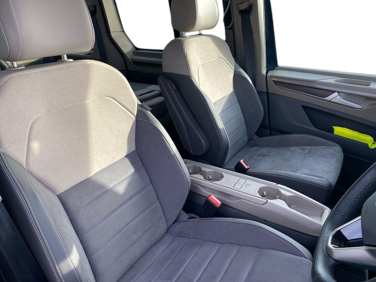 Used Volkswagen Multivan 2025 for sale - 76655920: Photo 10