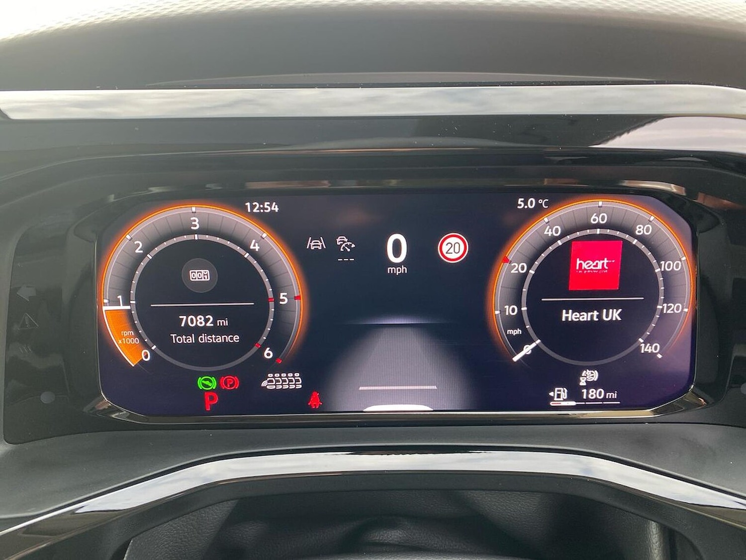 Used Volkswagen Multivan 2025 for sale - 76655920: Photo 13