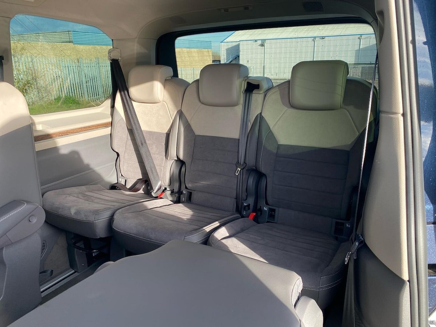 Used Volkswagen Multivan 2025 for sale - 76655920: Photo 25