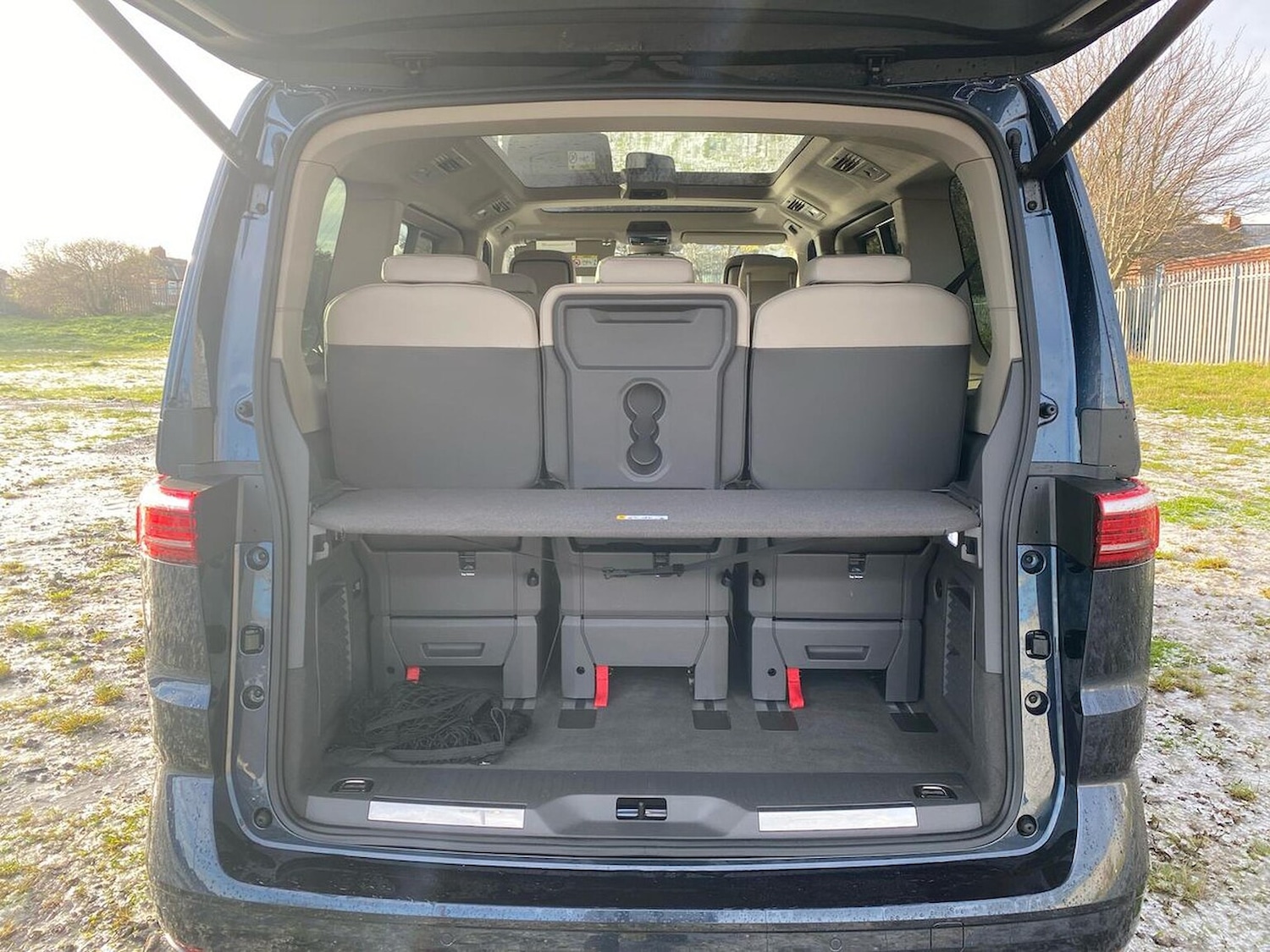 Used Volkswagen Multivan 2025 for sale - 76655920: Photo 8