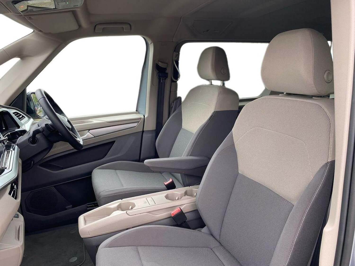 Used Volkswagen Multivan 2025 for sale - 77487963: Photo 7