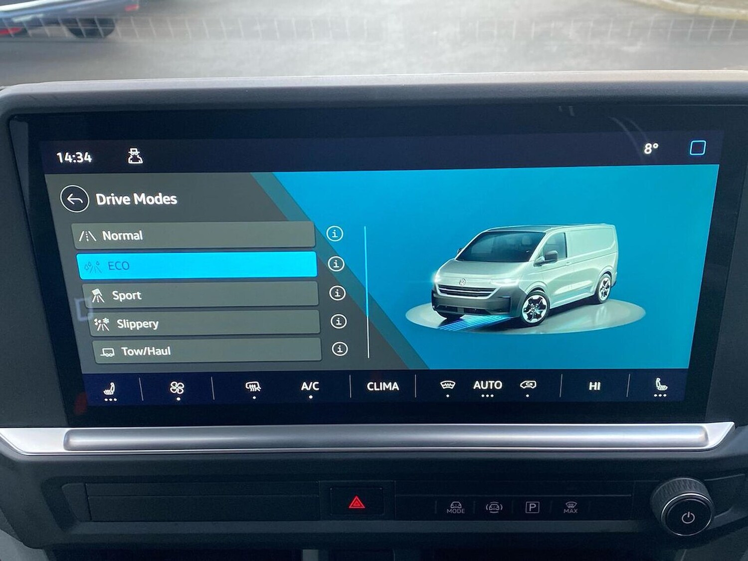 Used Volkswagen Transporter 2025 for sale - 77487759: Photo 28