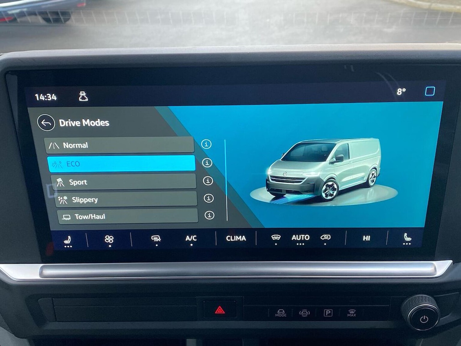 Used Volkswagen Transporter 2025 for sale - 77034664: Photo 30