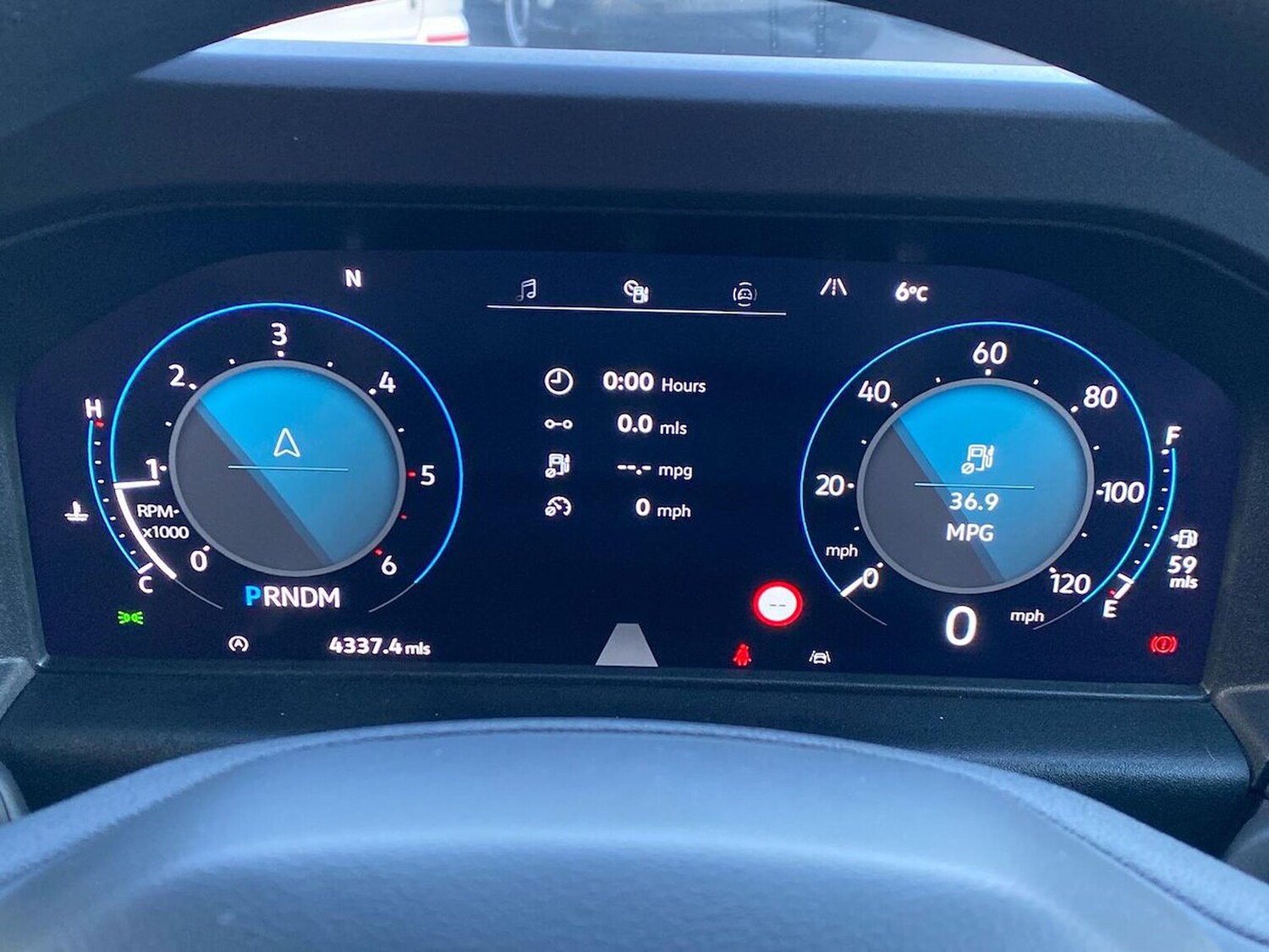 Used Volkswagen Transporter 2025 for sale - 77023460: Photo 15