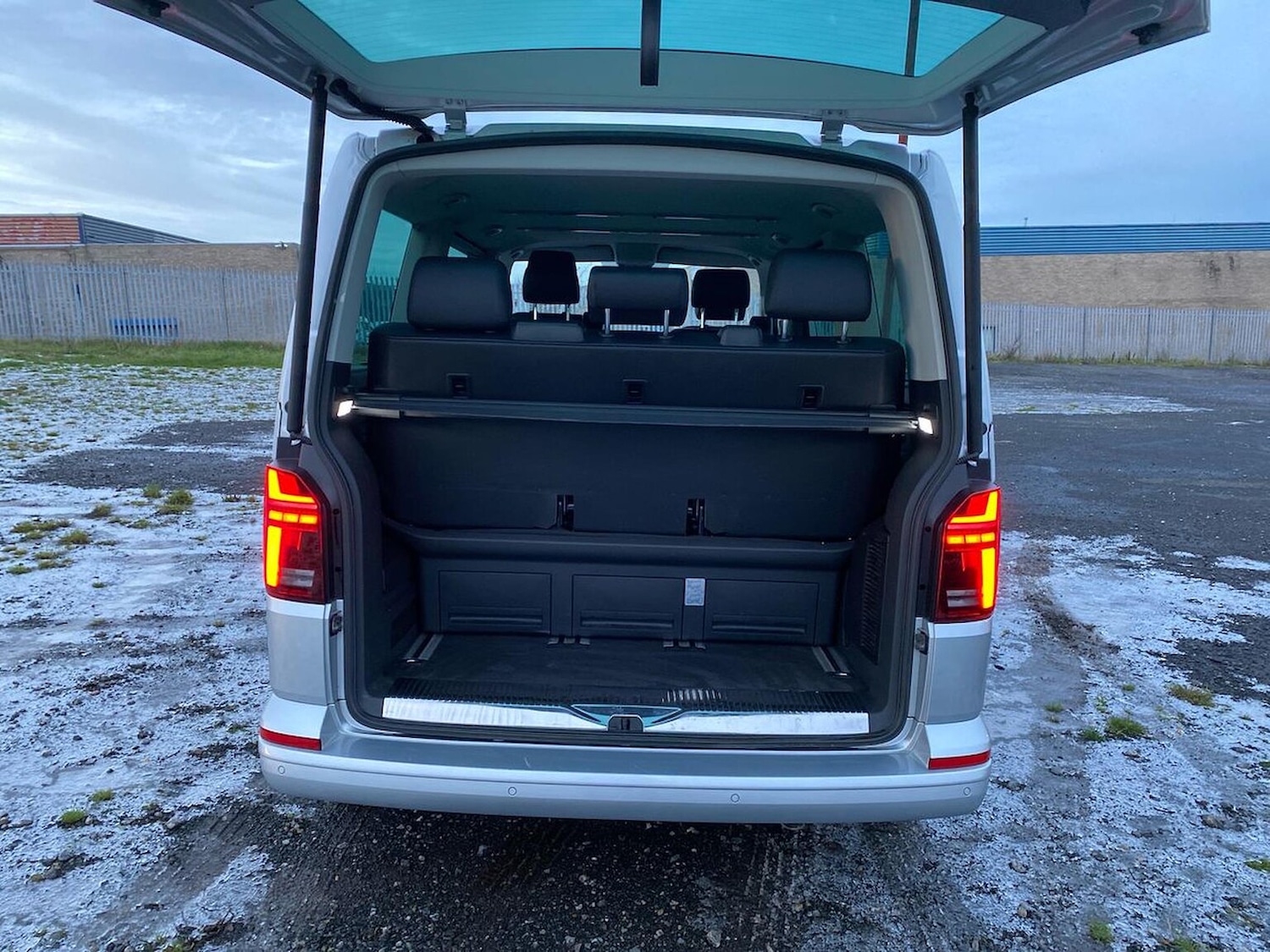 Used Volkswagen Caravelle 2020 for sale - 76713193: Photo 18