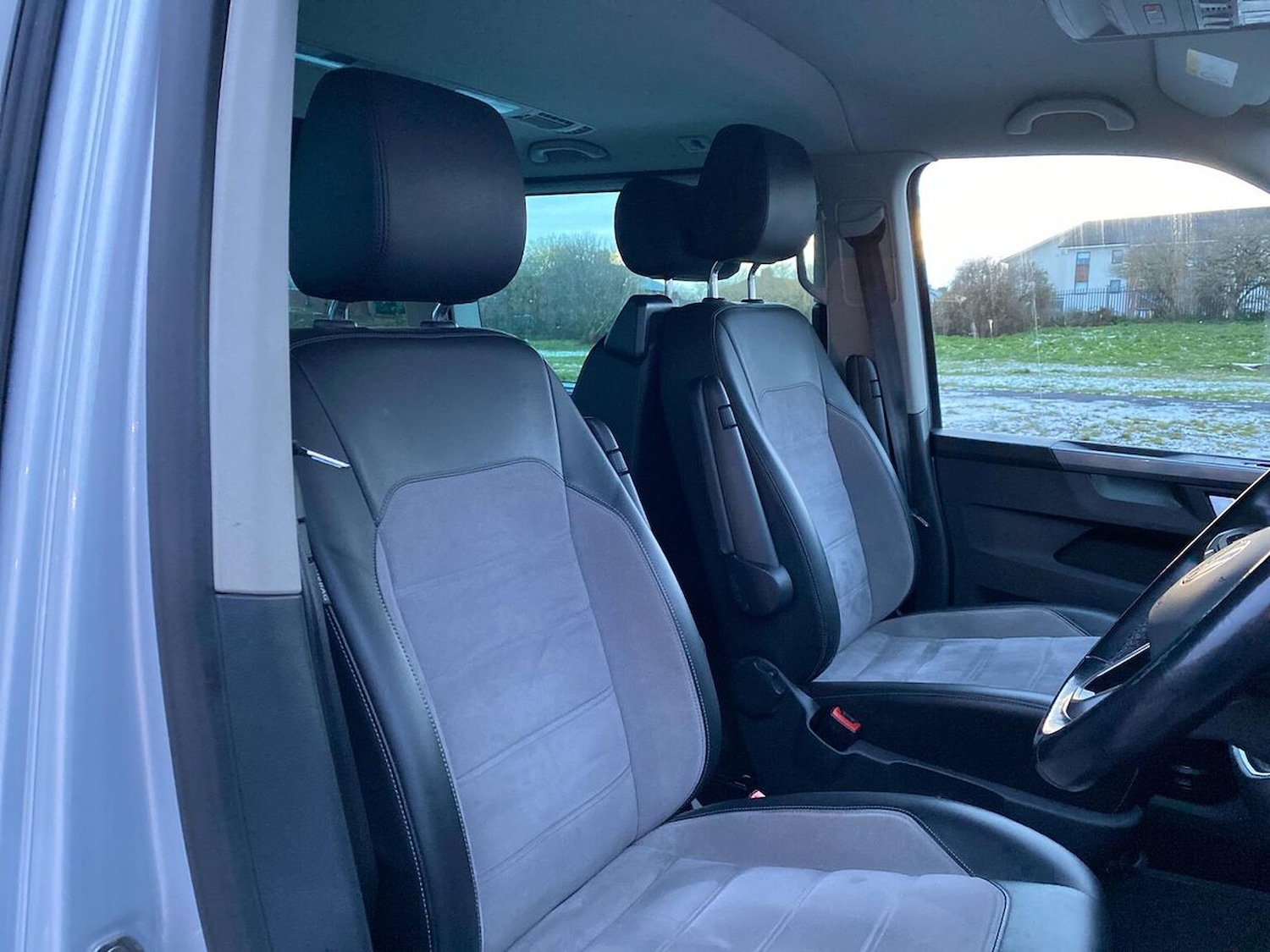 Used Volkswagen Caravelle 2020 for sale - 76713193: Photo 8