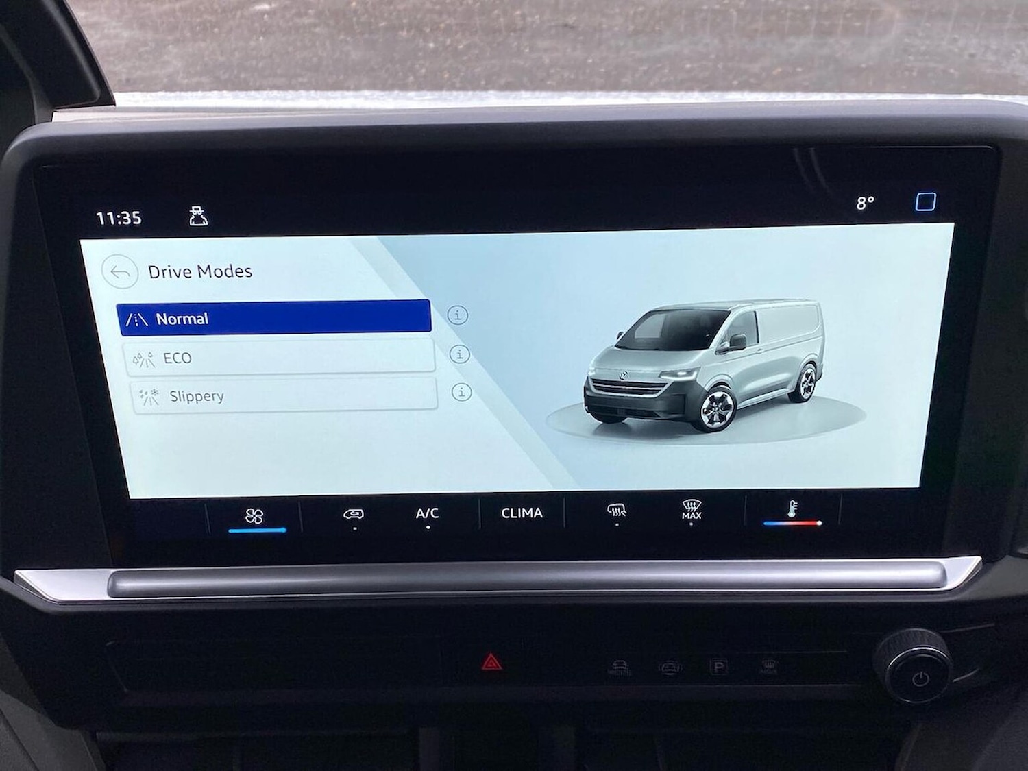 Used Volkswagen Transporter 2025 for sale - 77946110: Photo 37