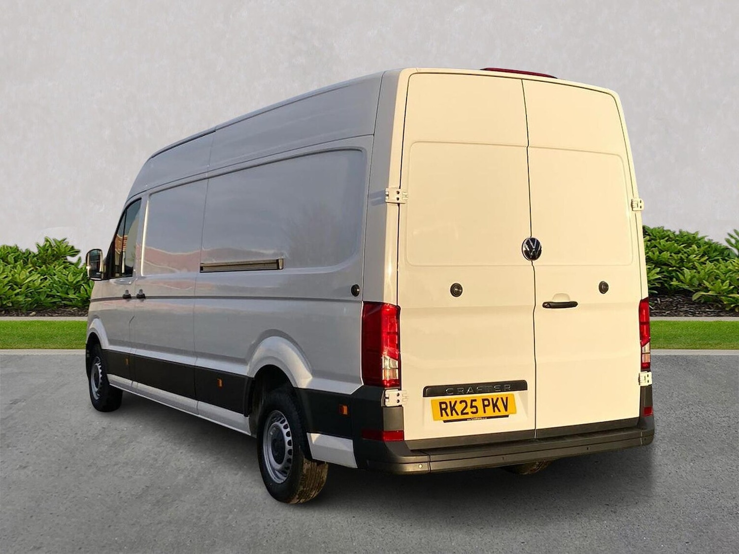 Used Volkswagen Crafter 2025 for sale - 76906322: Photo 2