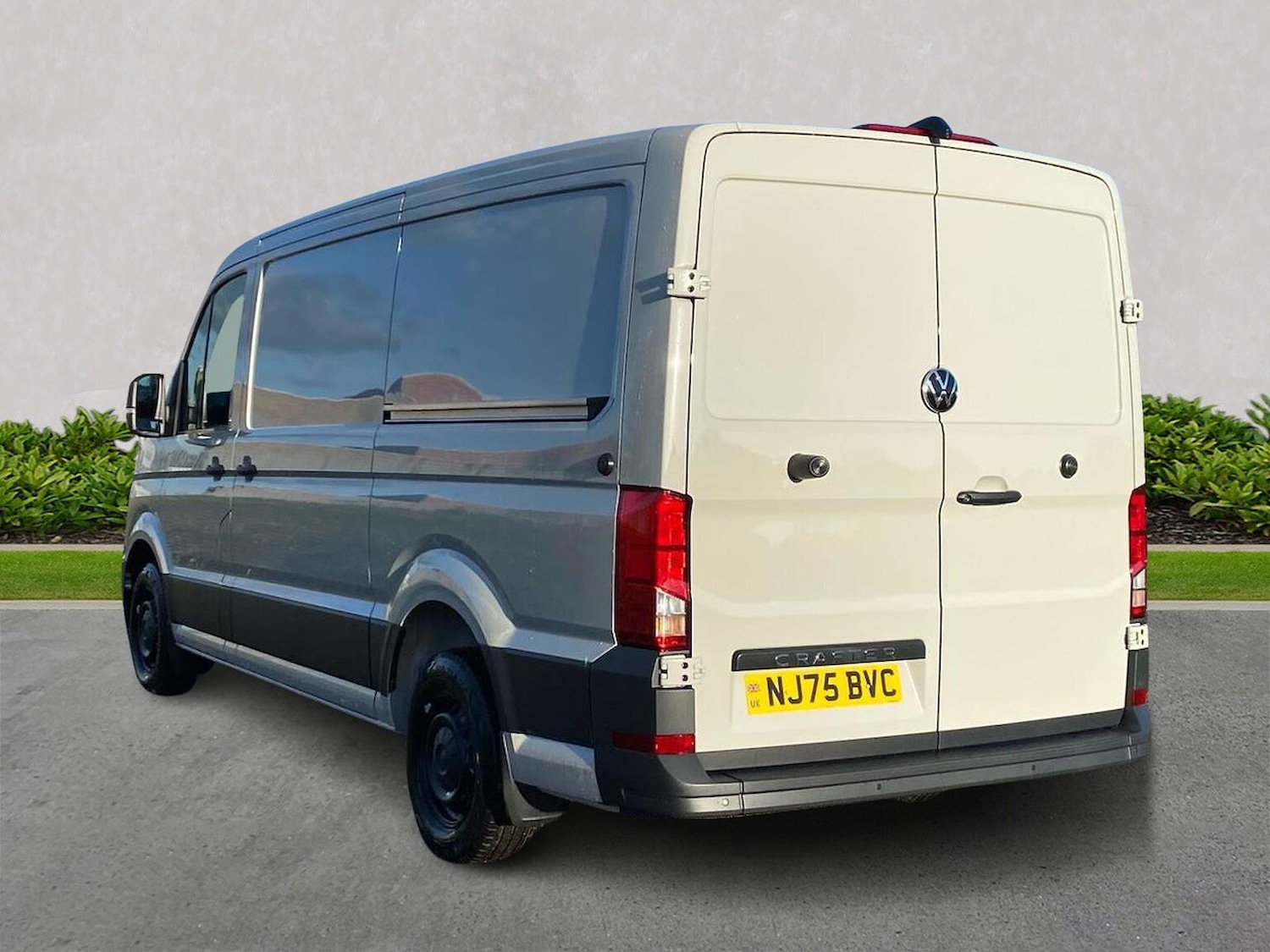 Used Volkswagen Crafter 2025 for sale - 76785260: Photo 2