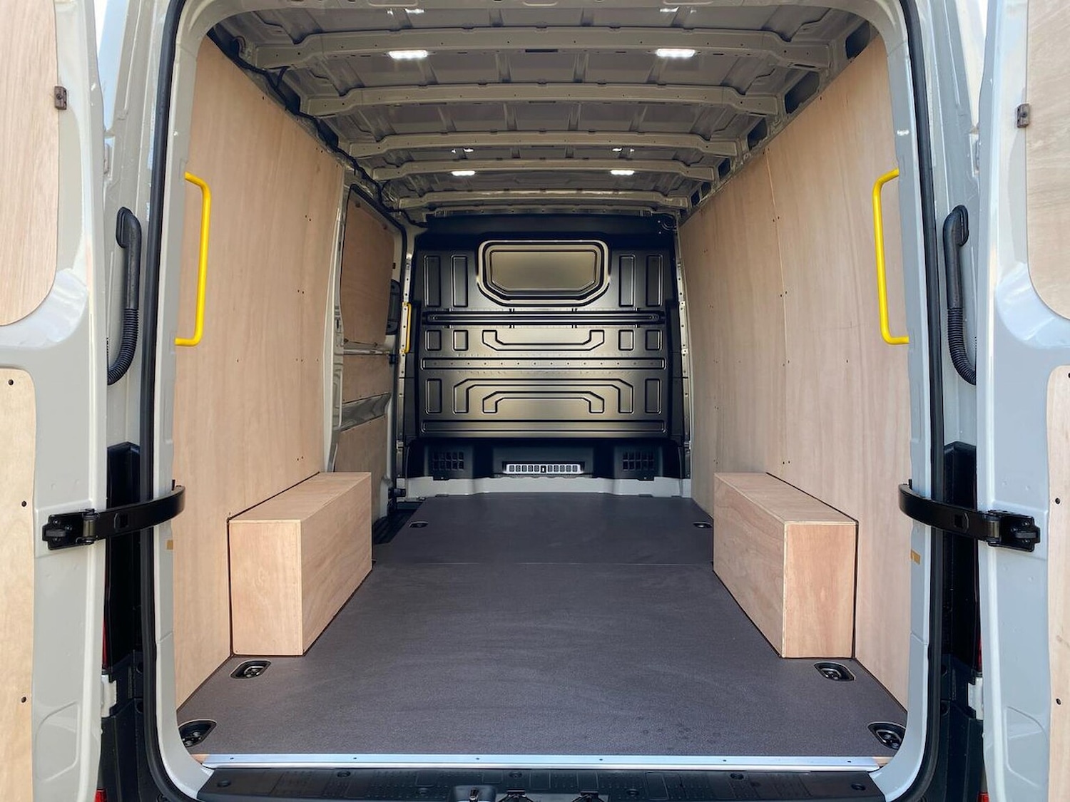 Used Volkswagen Crafter 2025 for sale - 76785260: Photo 9