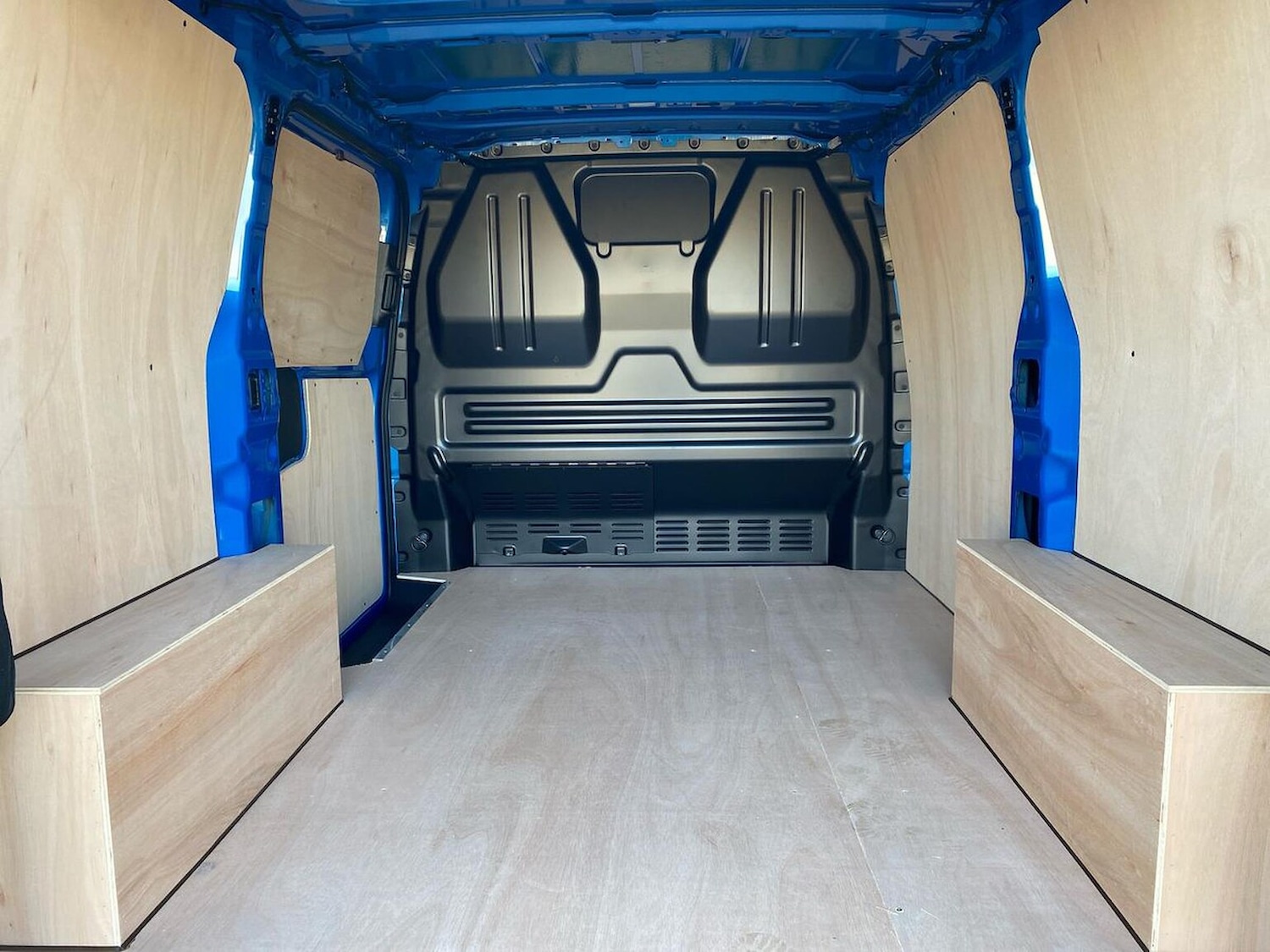 Used Volkswagen Transporter 2025 for sale - 76532487: Photo 9