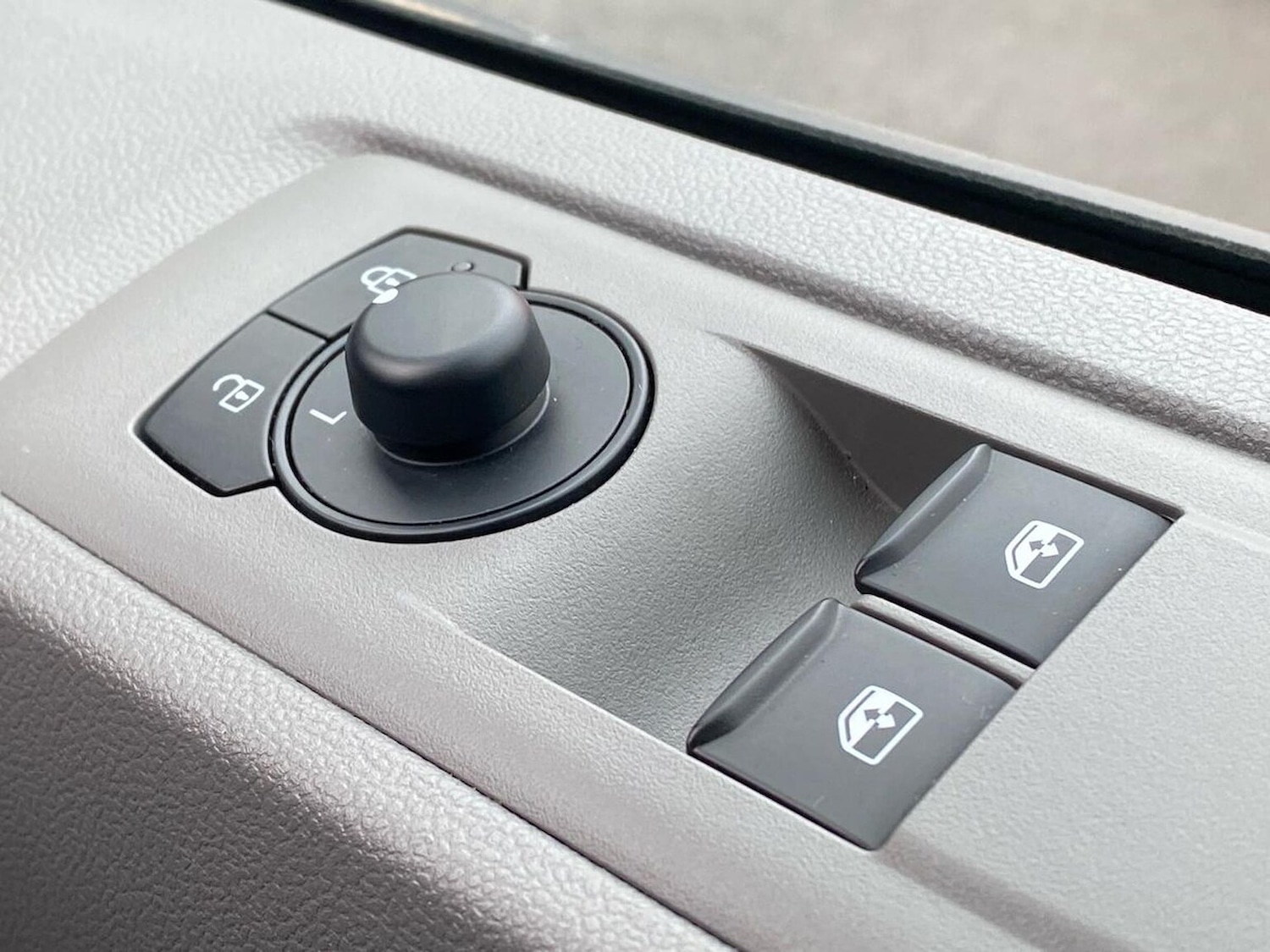 Used Volkswagen Transporter 2025 for sale - 78139564: Photo 33