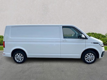 Used Volkswagen Transporter 2024 for sale - 76231770: Photo