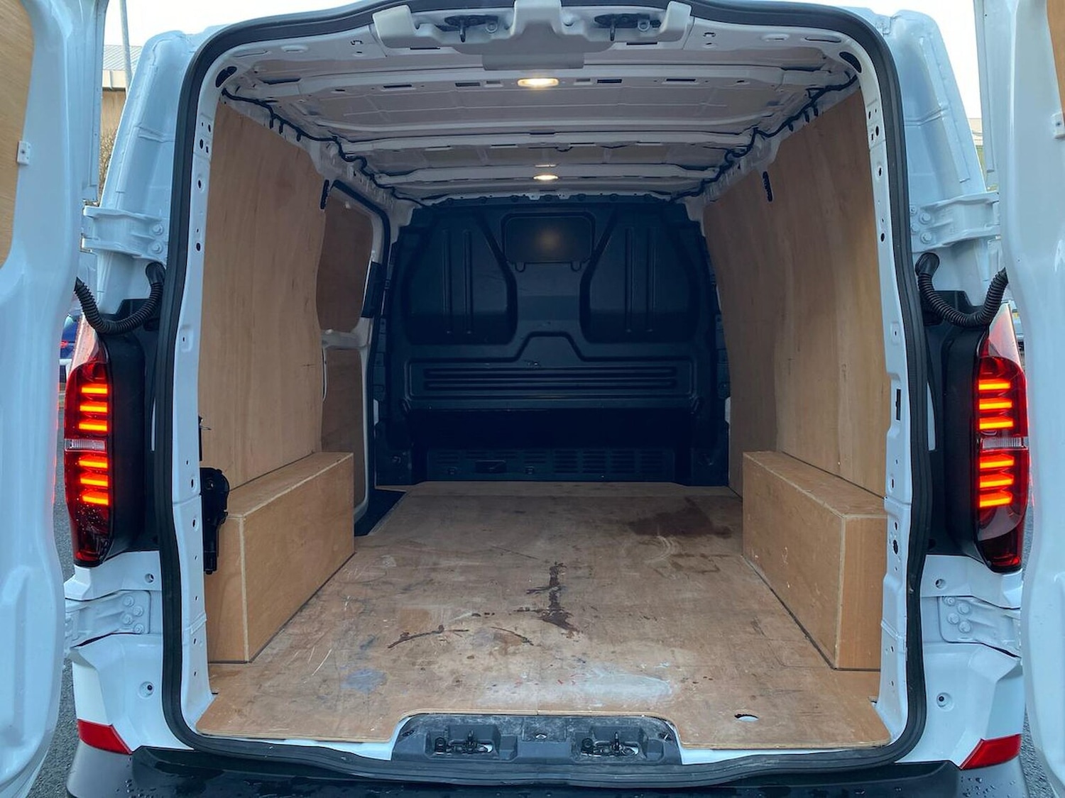 Used Volkswagen Transporter 2025 for sale - 77028136: Photo 11