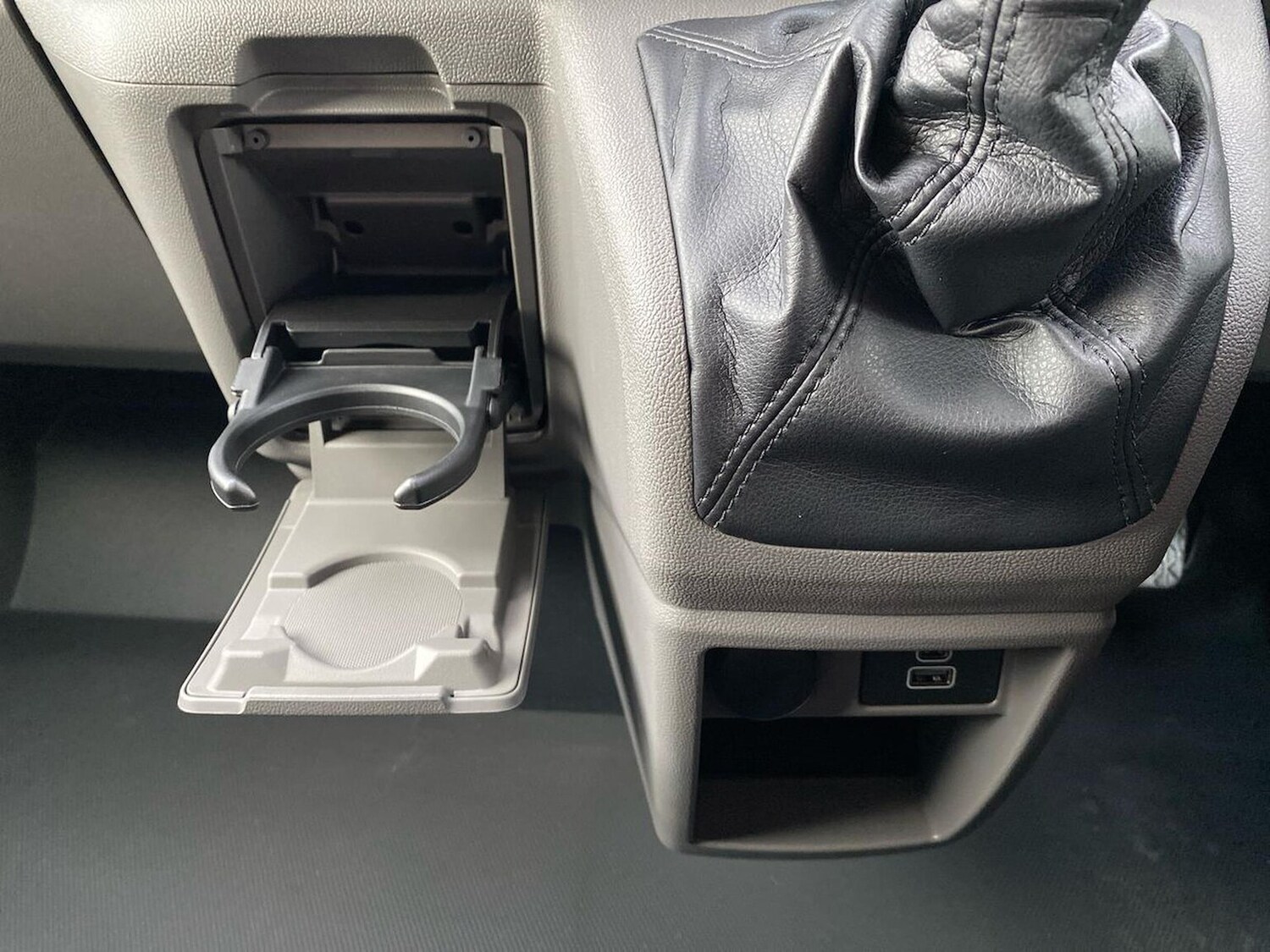 Used Volkswagen Transporter 2025 for sale - 77487789: Photo 34