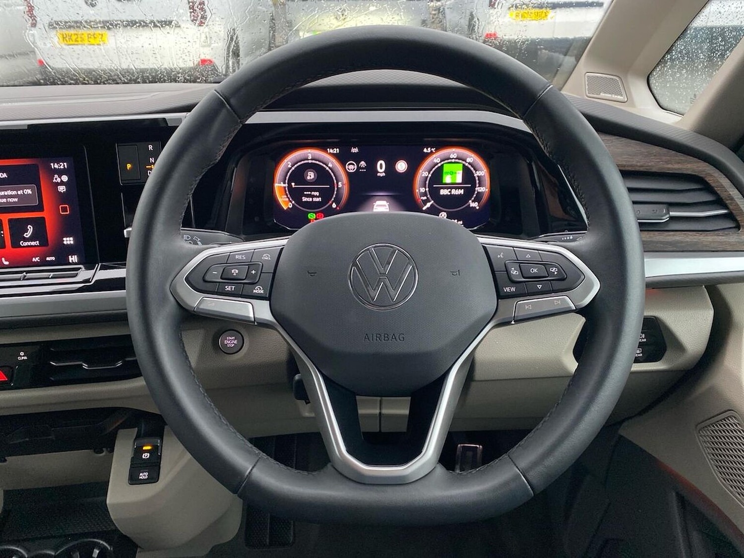 Used Volkswagen Multivan 2025 for sale - 77896302: Photo 13