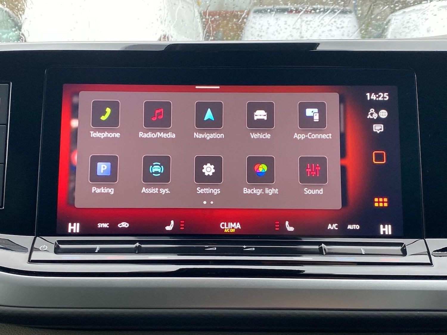 Used Volkswagen Multivan 2025 for sale - 77896302: Photo 15