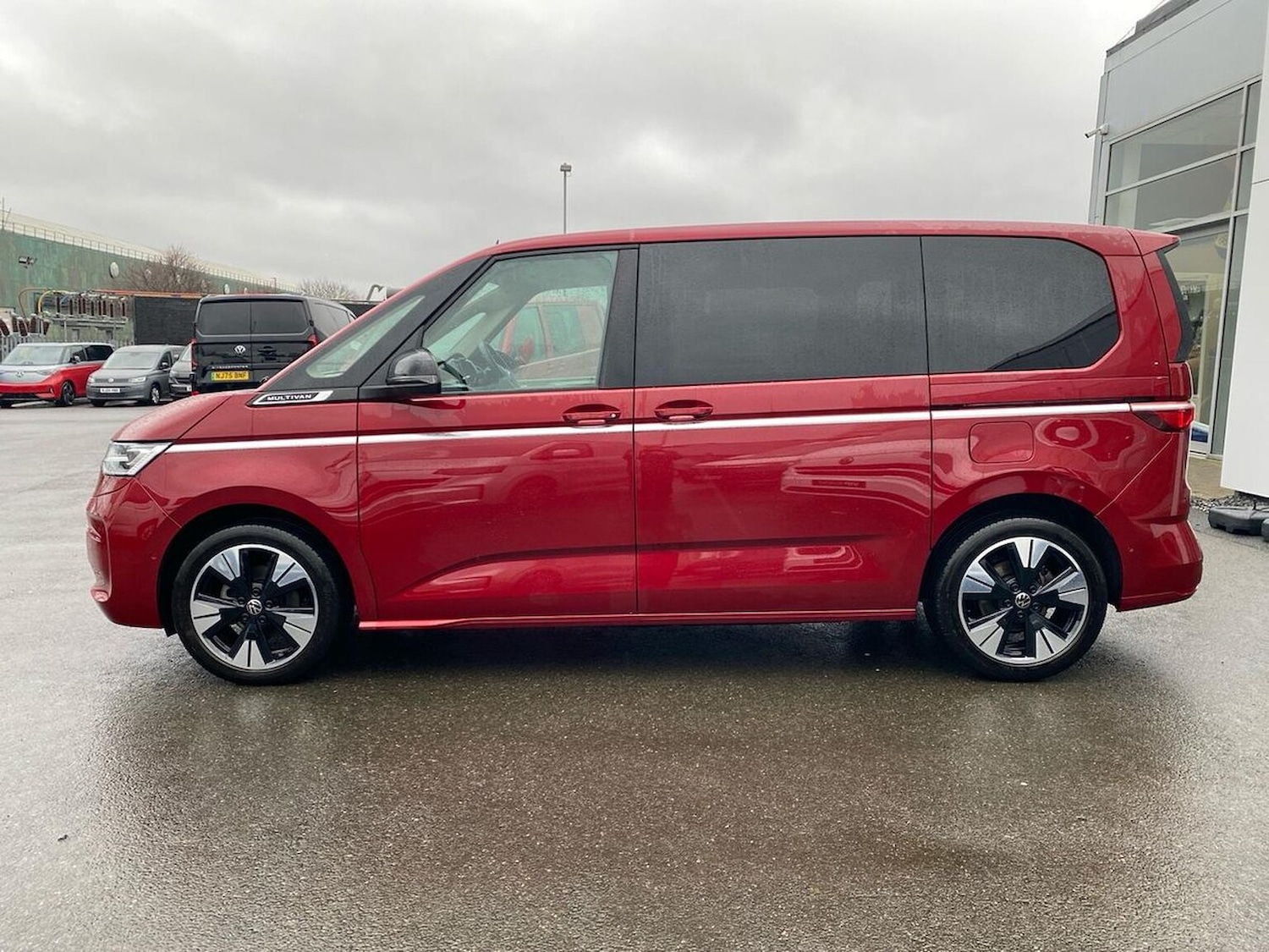 Used Volkswagen Multivan 2025 for sale - 77896302: Photo 7