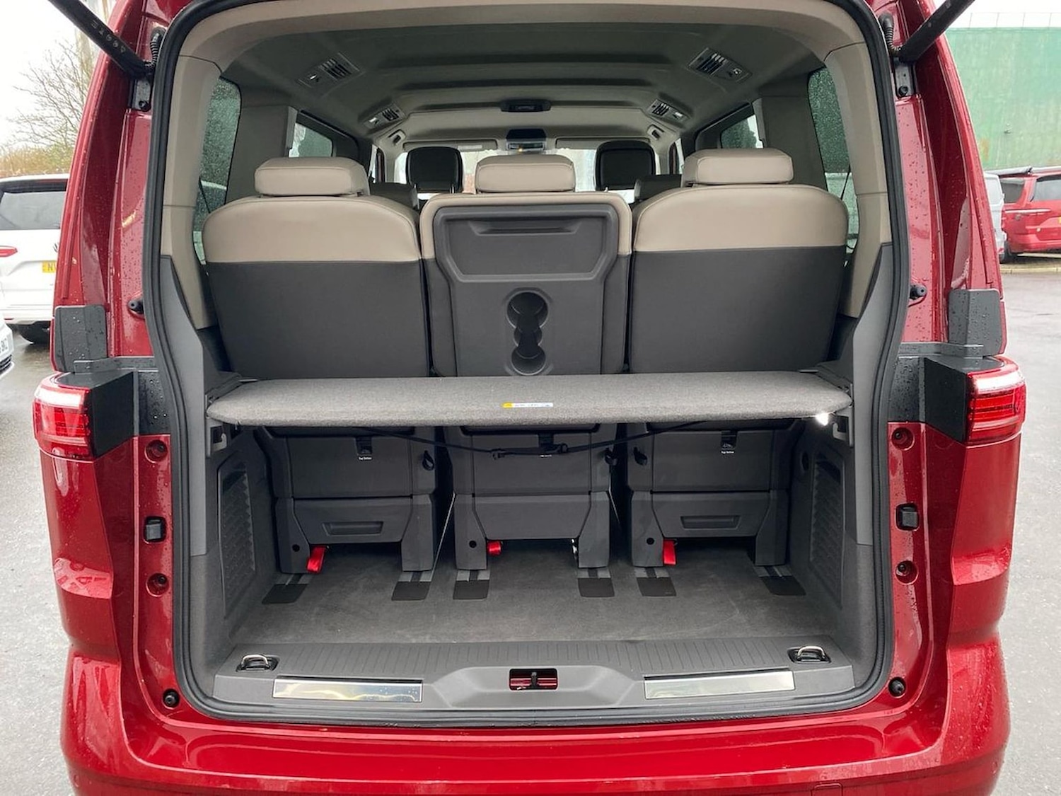 Used Volkswagen Multivan 2025 for sale - 77896302: Photo 9