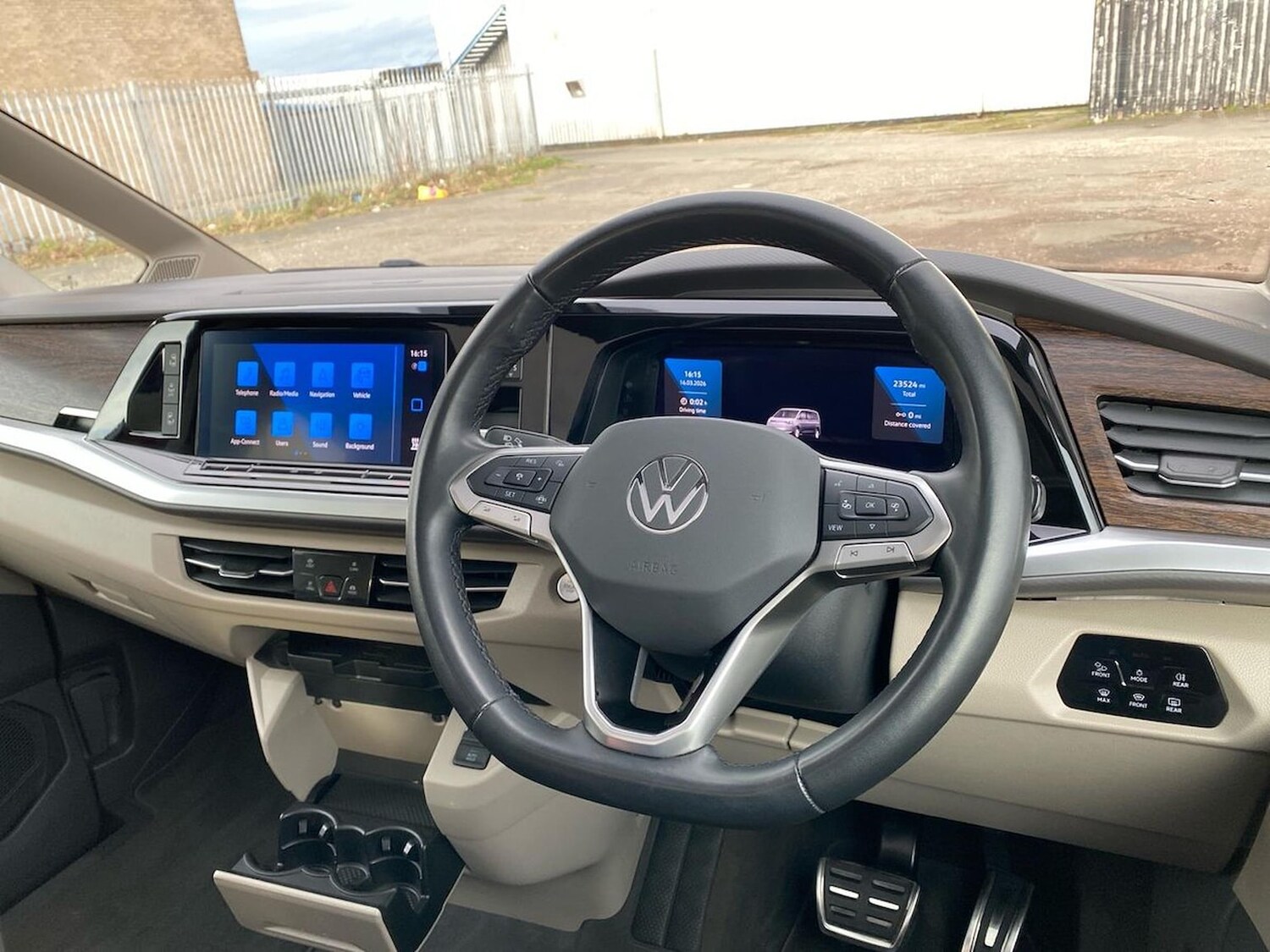 Used Volkswagen Multivan 2024 for sale - 78194980: Photo 17