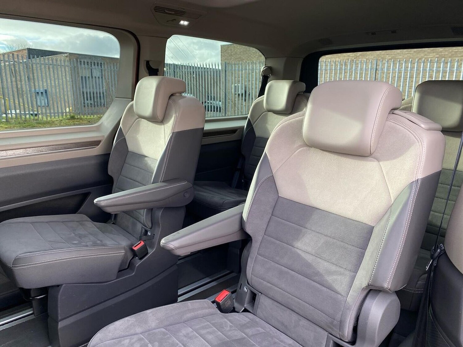 Used Volkswagen Multivan 2024 for sale - 78194980: Photo 18