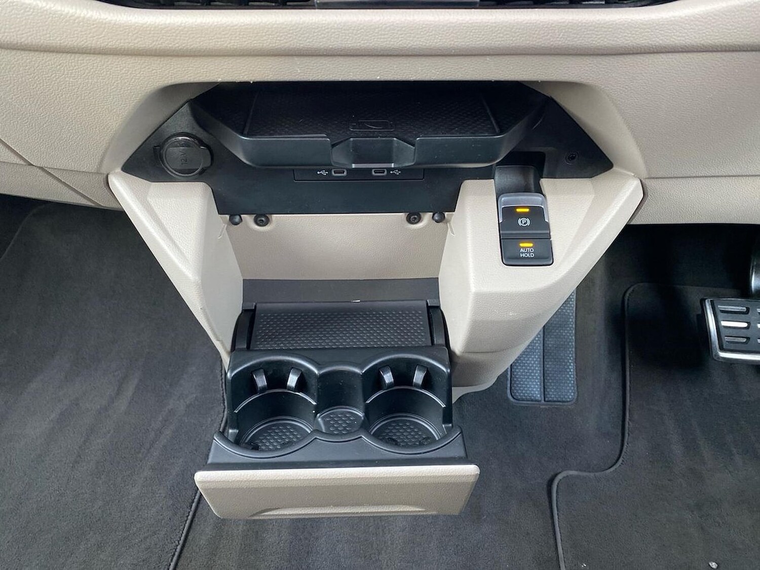 Used Volkswagen Multivan 2024 for sale - 78194980: Photo 40