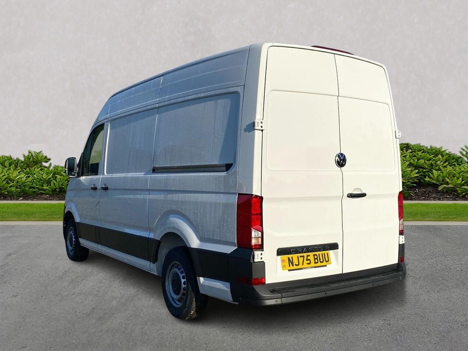 Used Volkswagen Crafter 2025 for sale - 77034656: Photo 2