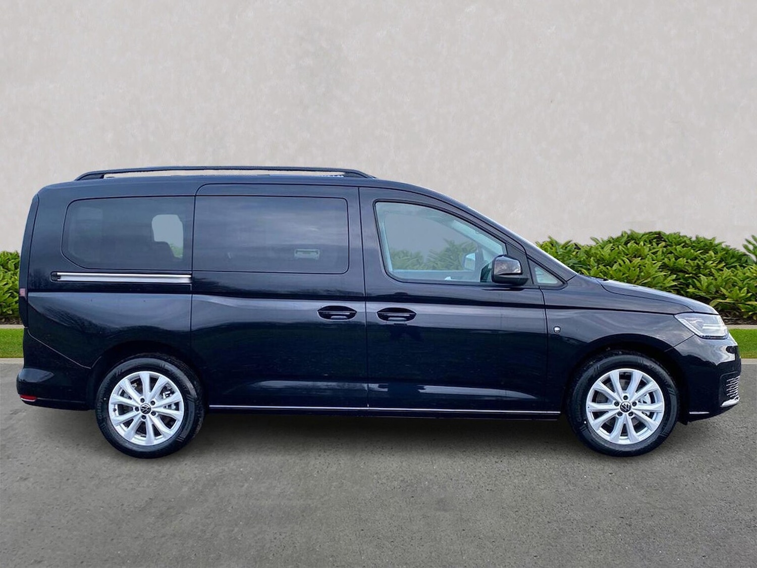 Used Volkswagen Caddy Maxi 2025 for sale - 77487851: Photo 3