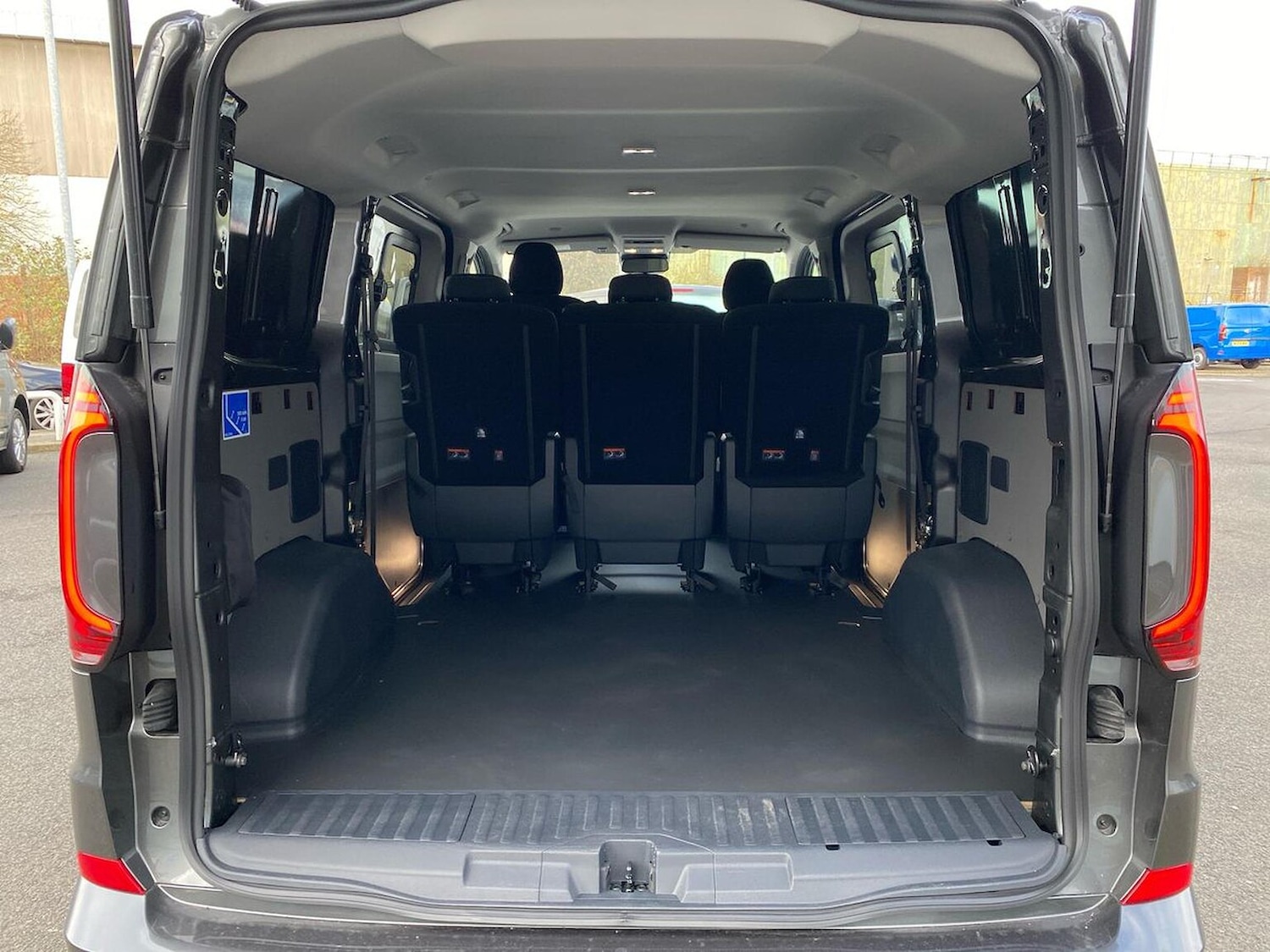 Used Volkswagen Transporter 2025 for sale - 76911181: Photo 9