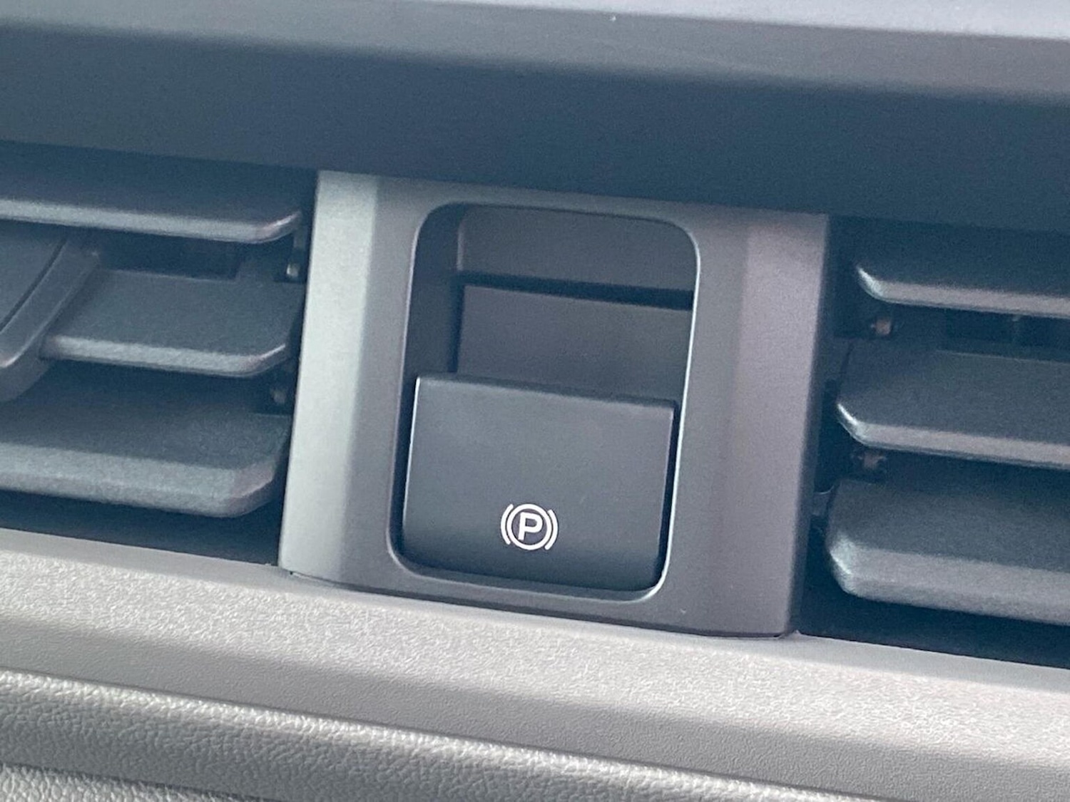 Used Volkswagen Transporter 2025 for sale - 77488040: Photo 35