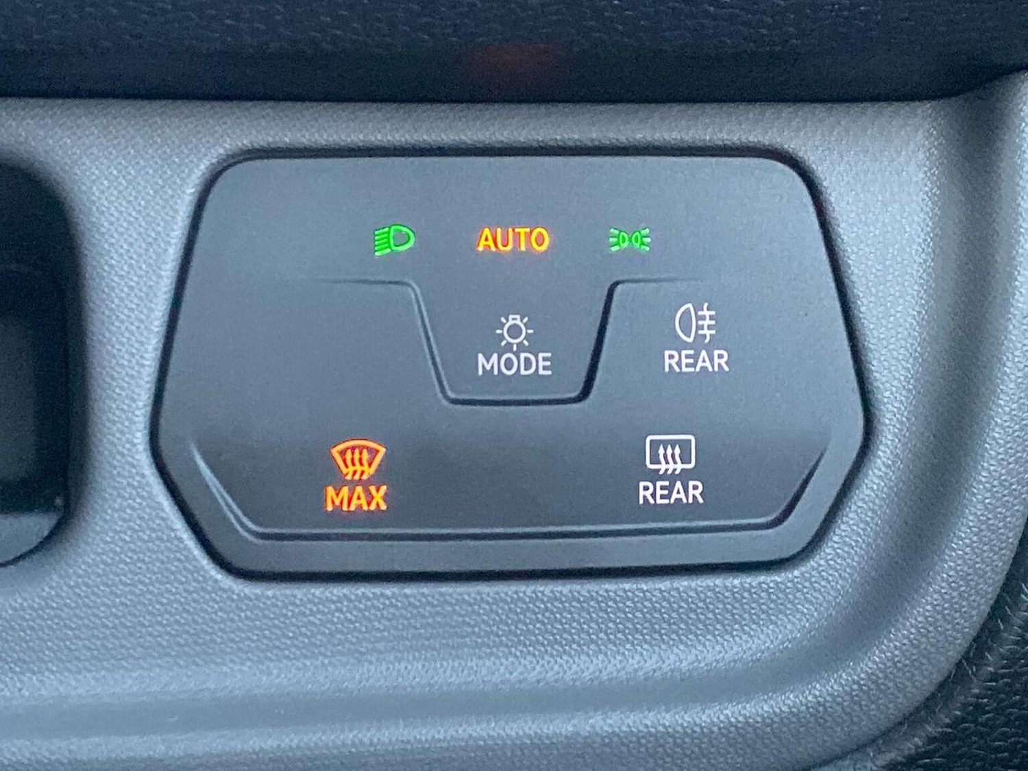 Used Volkswagen ID.Buzz 2023 for sale - 77008235: Photo 34