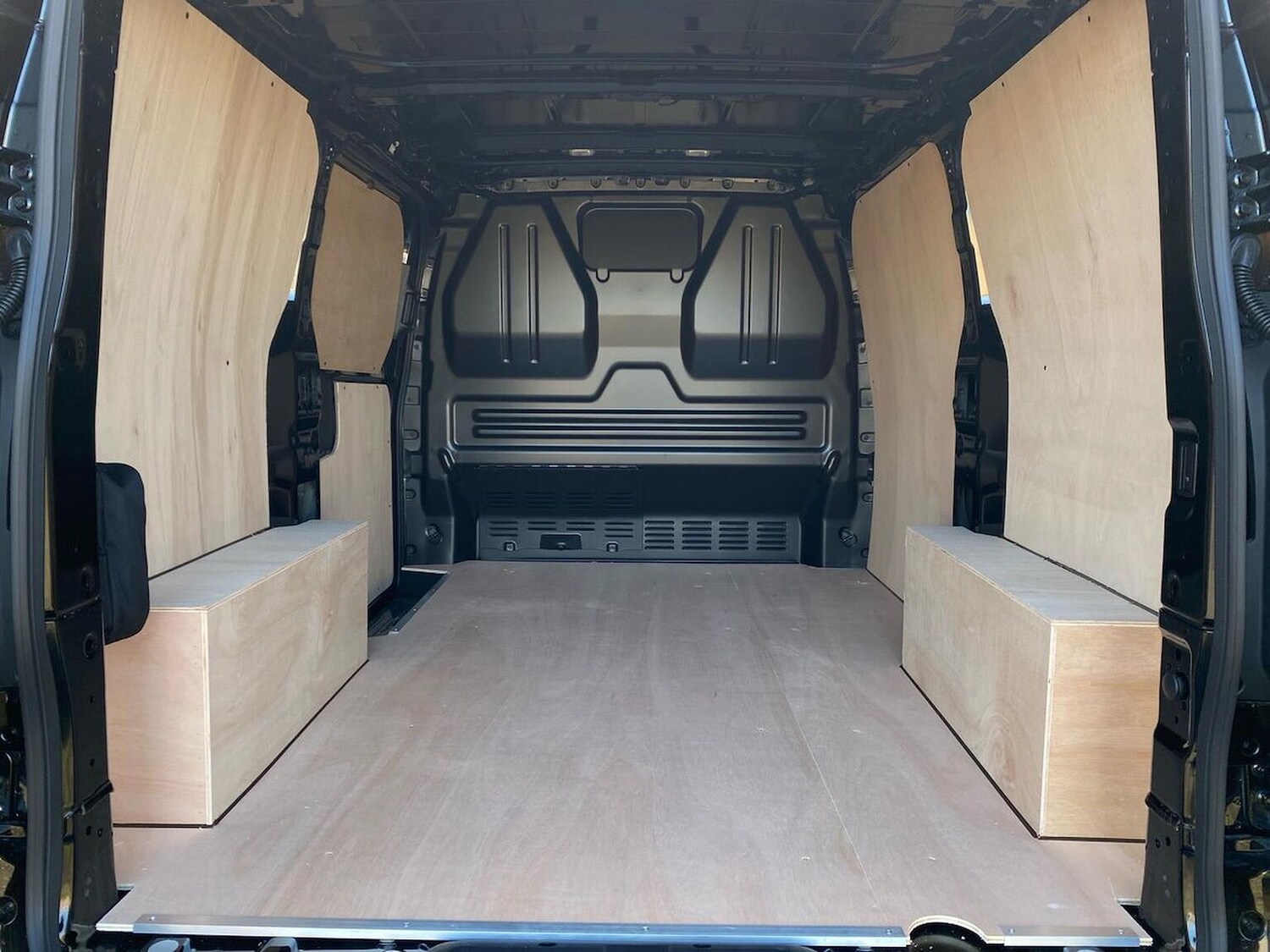 Used Volkswagen Transporter 2025 for sale - 77487916: Photo 17