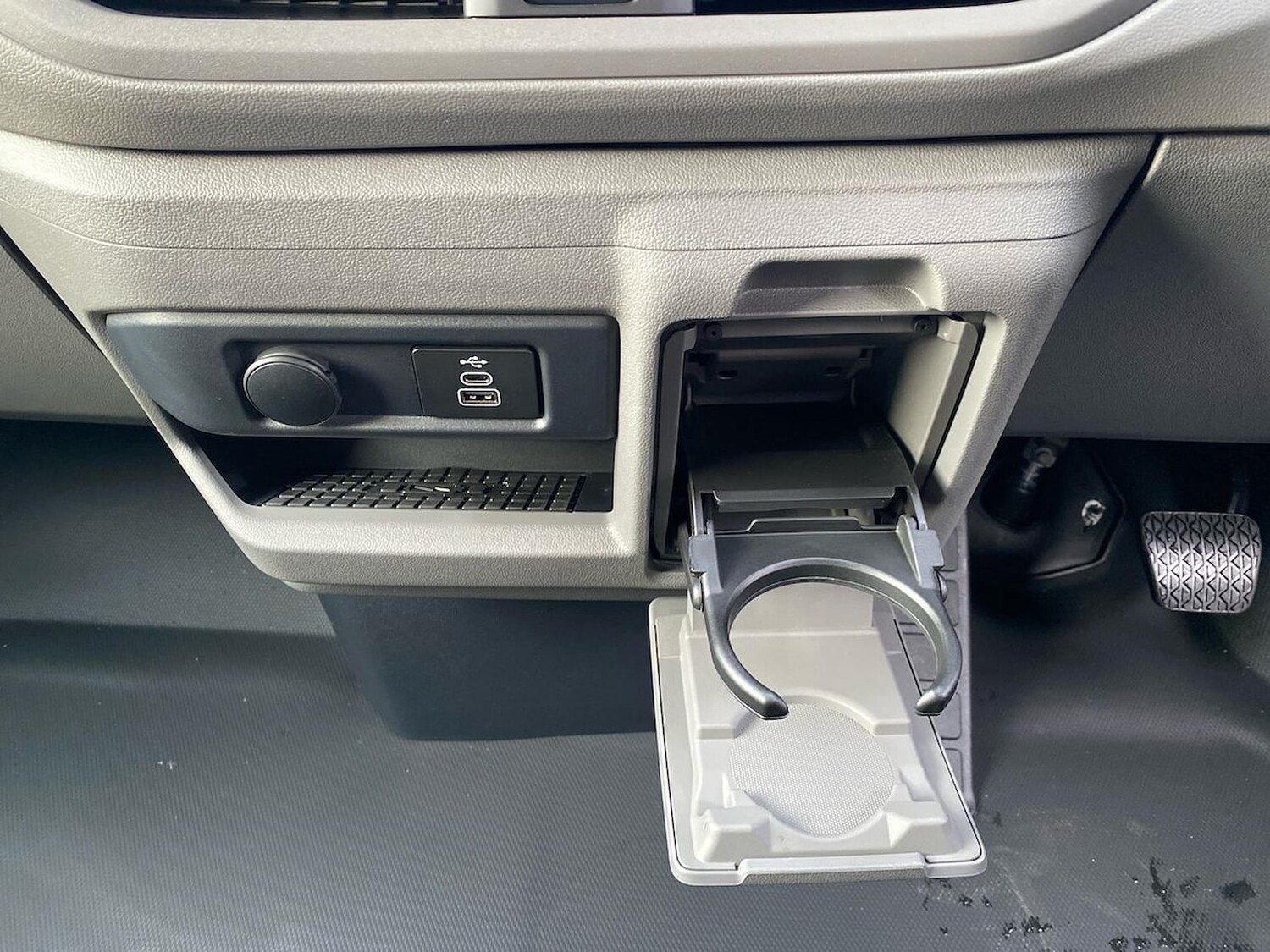 Used Volkswagen Transporter 2025 for sale - 77487762: Photo 39