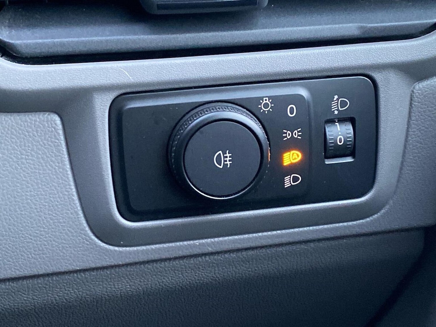 Used Volkswagen Transporter 2025 for sale - 77872098: Photo 32