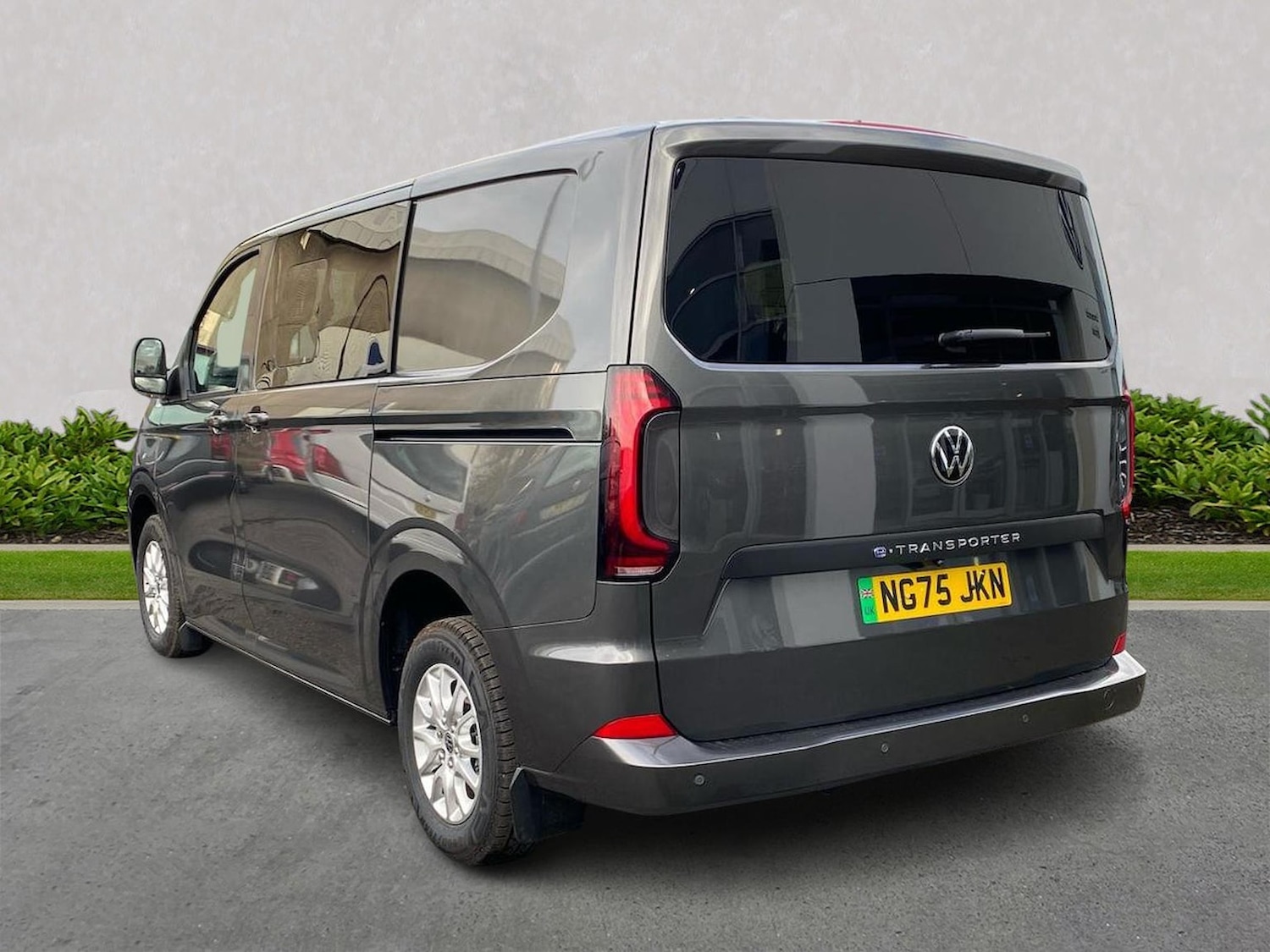 Used Volkswagen Transporter 2025 for sale - 78194878: Photo 2
