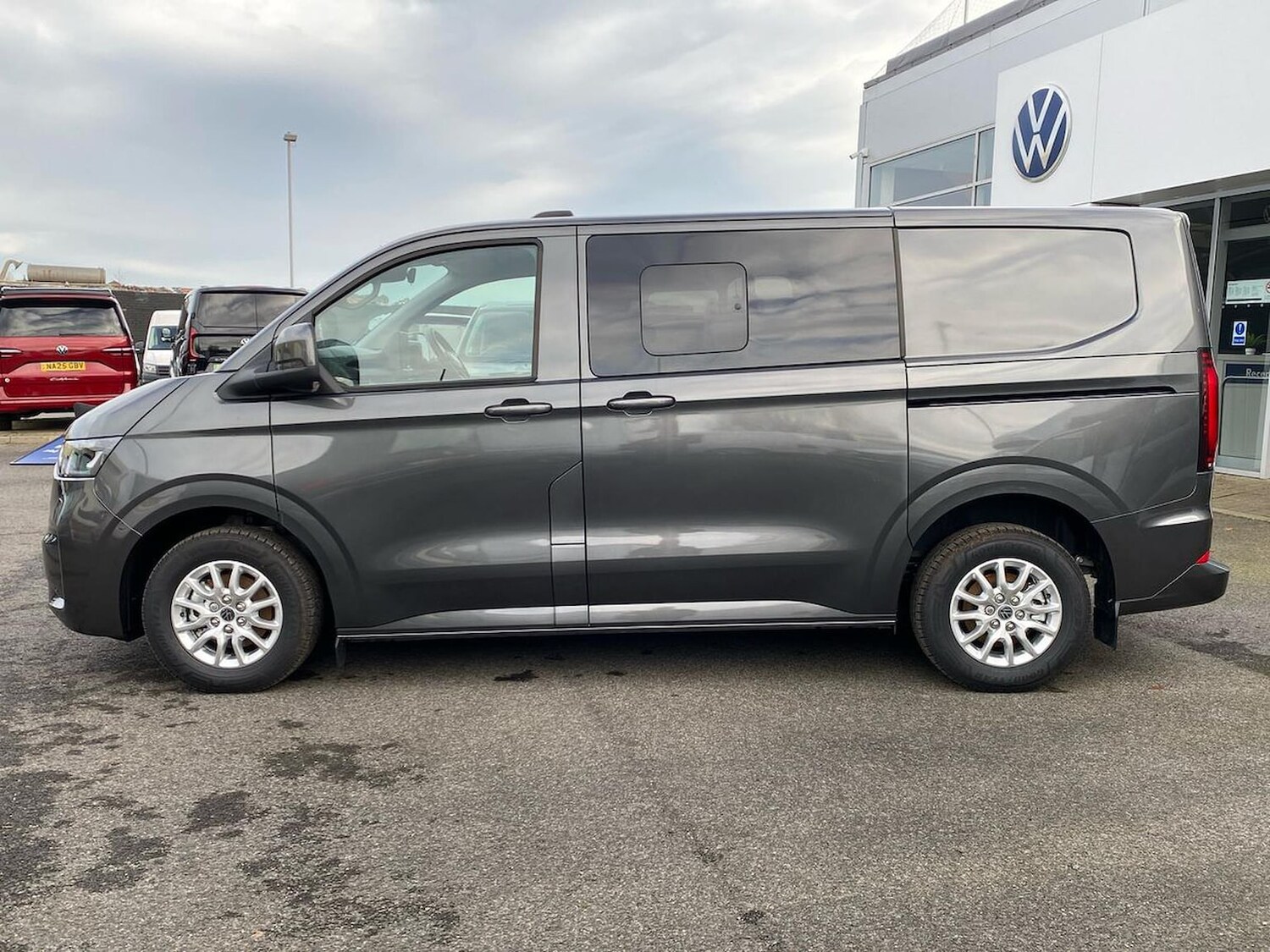 Used Volkswagen Transporter 2025 for sale - 78194878: Photo 9