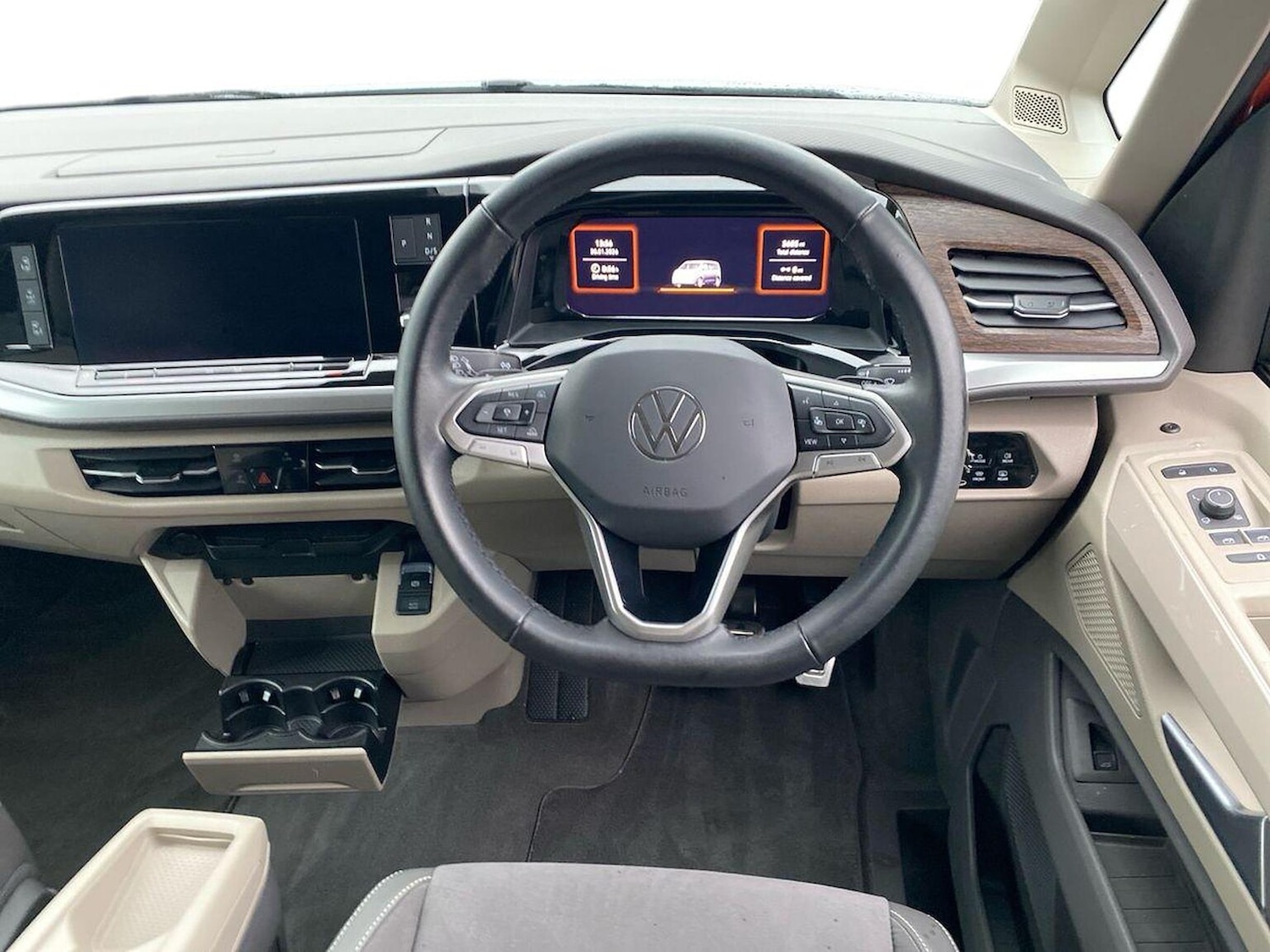 Used Volkswagen Multivan 2025 for sale - 77802147: Photo 12