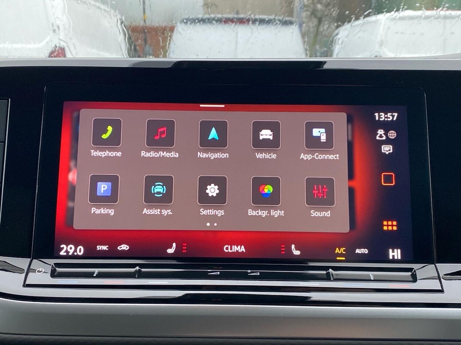 Used Volkswagen Multivan 2025 for sale - 77802147: Photo 15