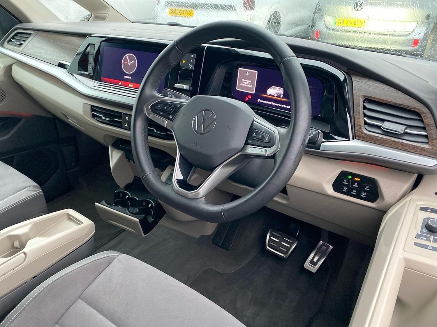 Used Volkswagen Multivan 2025 for sale - 77802147: Photo 19