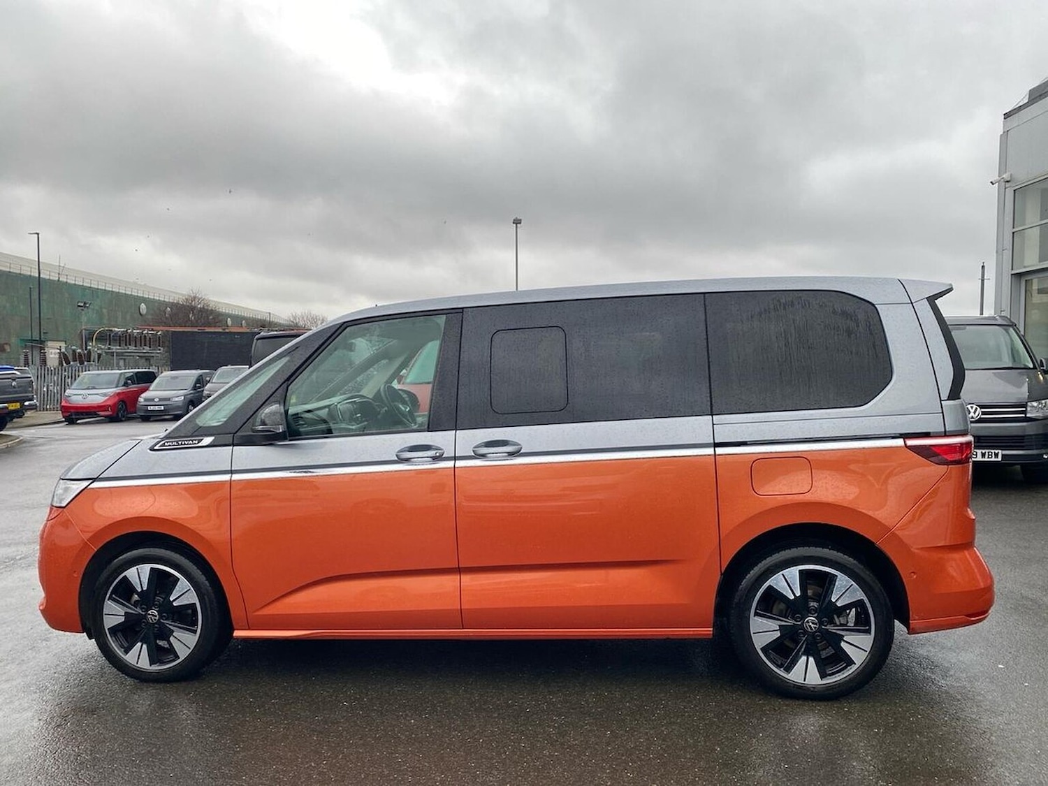 Used Volkswagen Multivan 2025 for sale - 77802147: Photo 8