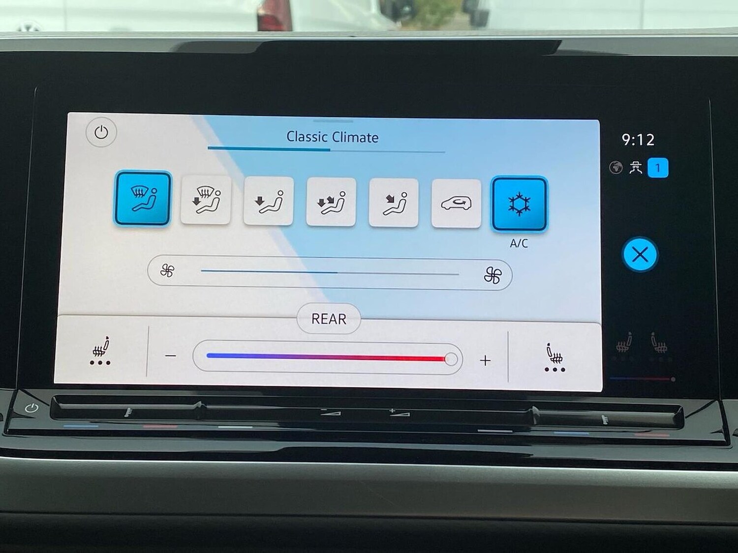 Used Volkswagen Multivan 2024 for sale - 78194856: Photo 17