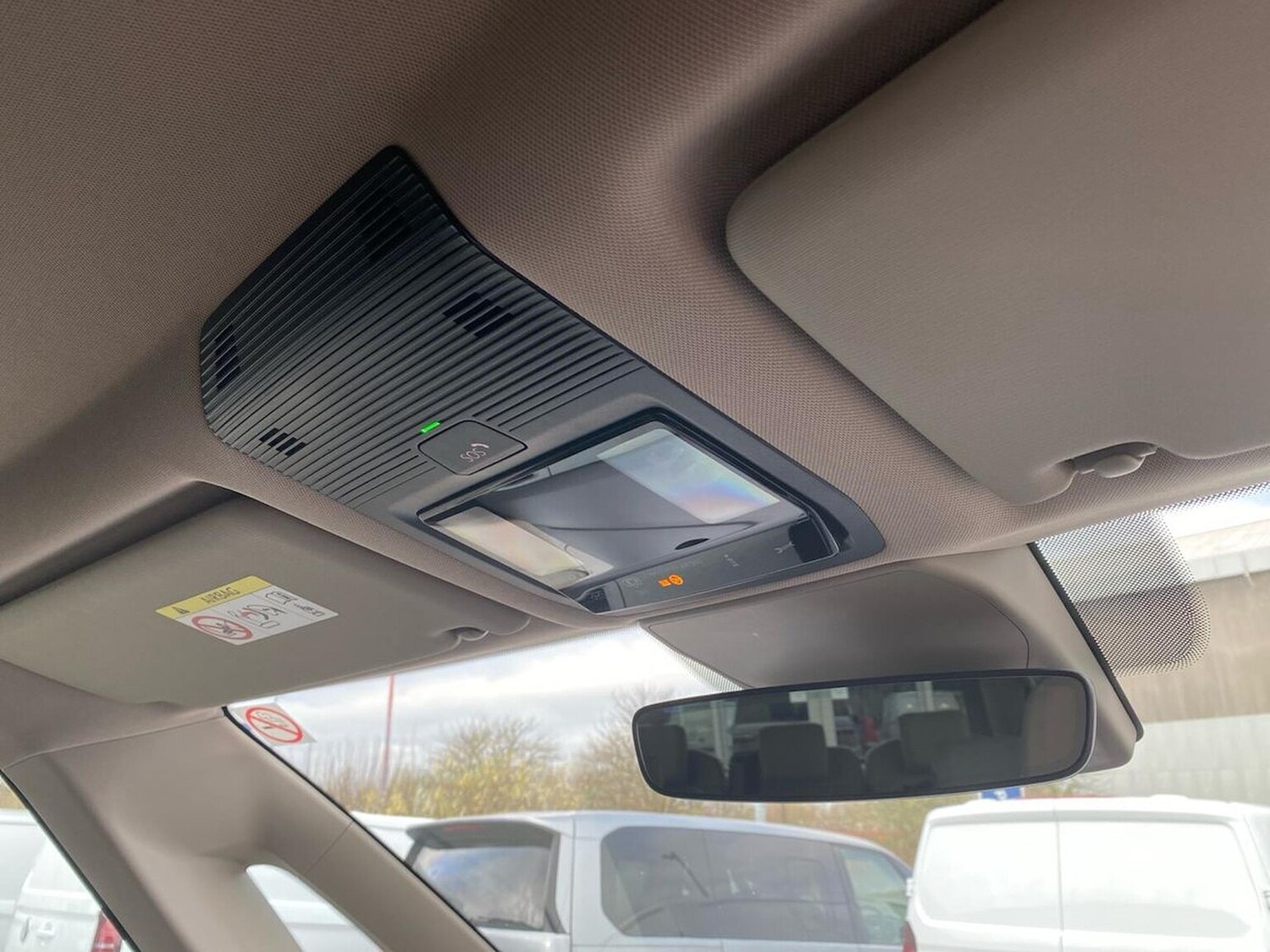 Used Volkswagen Multivan 2024 for sale - 78194856: Photo 19