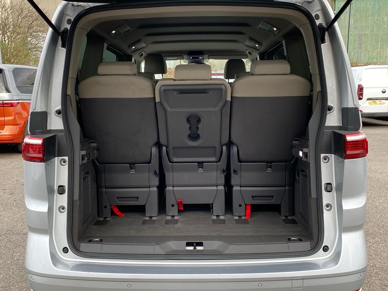 Used Volkswagen Multivan 2024 for sale - 78194856: Photo 22