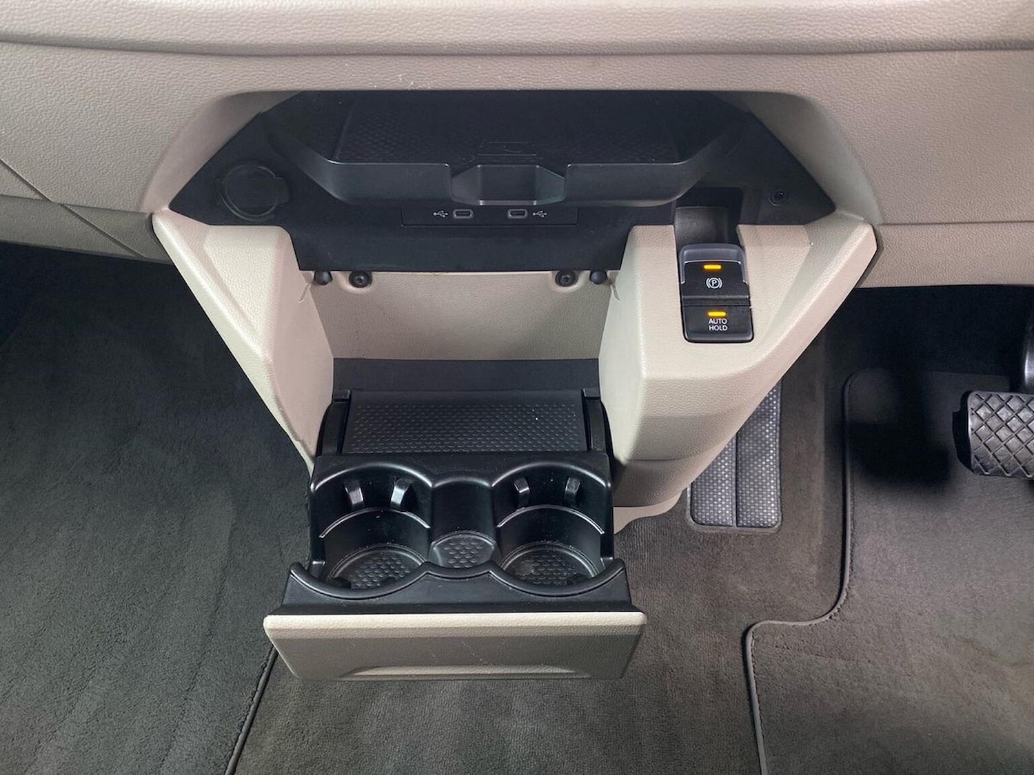 Used Volkswagen Multivan 2024 for sale - 78194856: Photo 39