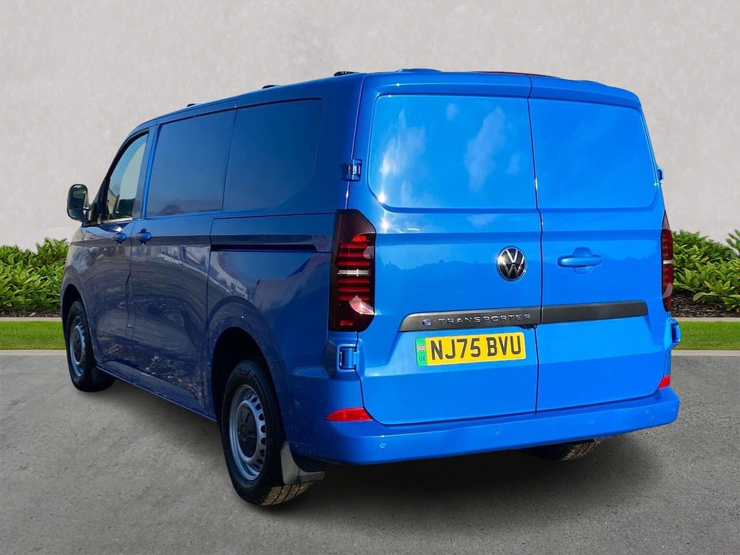 Used Volkswagen Transporter 2025 for sale - 77487943: Photo 2
