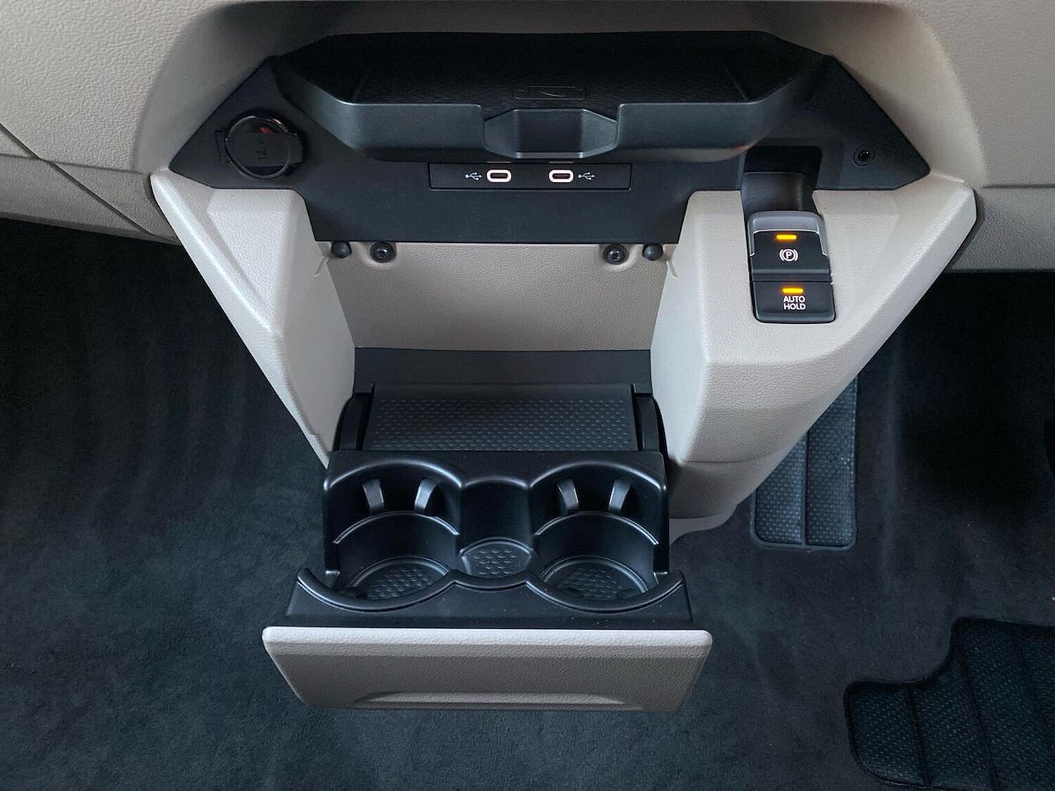 Used Volkswagen California 2025 for sale - 77487834: Photo 34