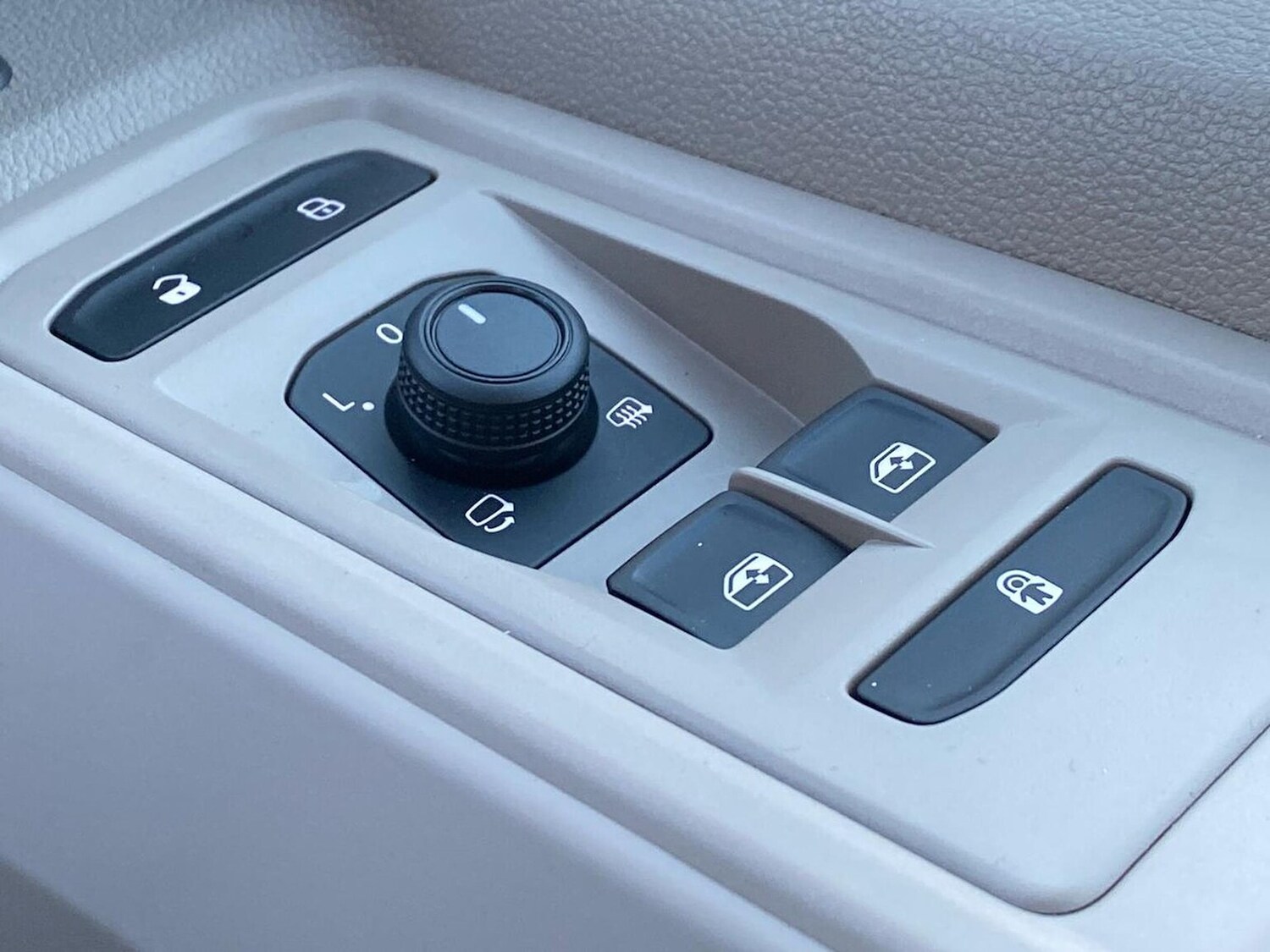 Used Volkswagen California 2025 for sale - 77487834: Photo 36